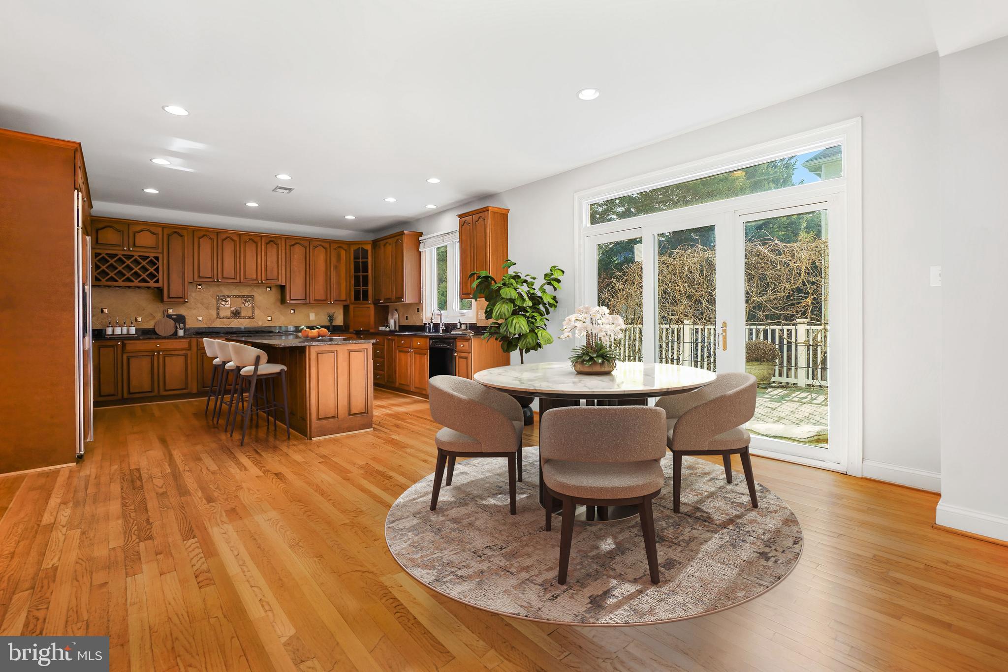 ALTA VISTA - Residential