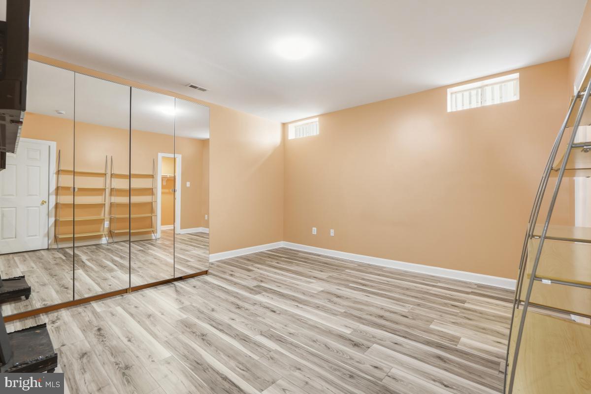 ALTA VISTA - Residential