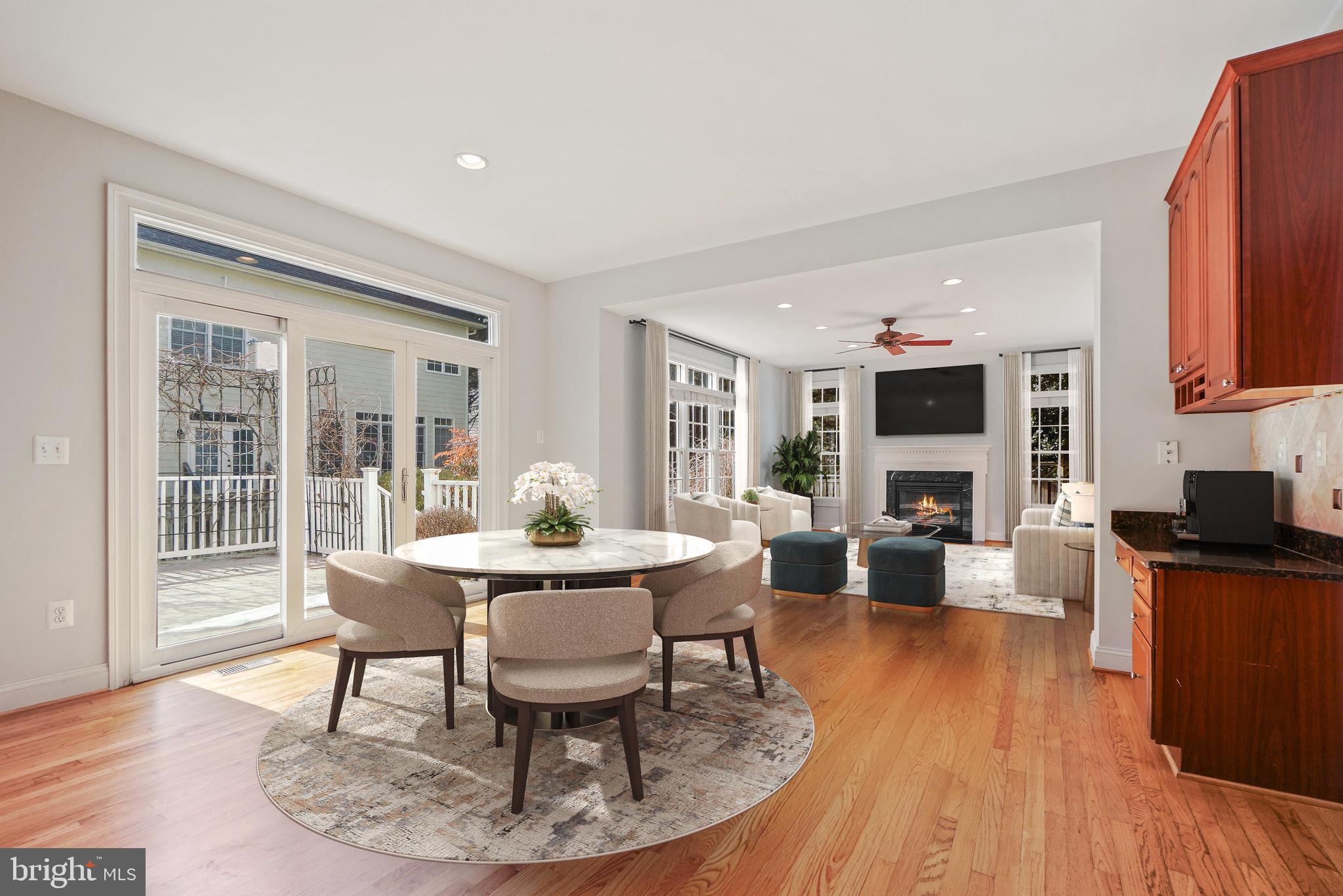 ALTA VISTA - Residential