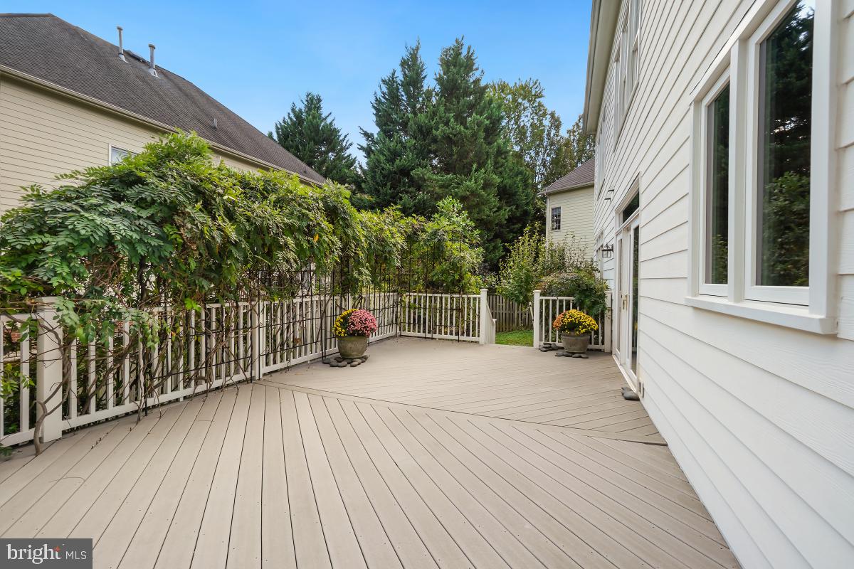 ALTA VISTA - Residential