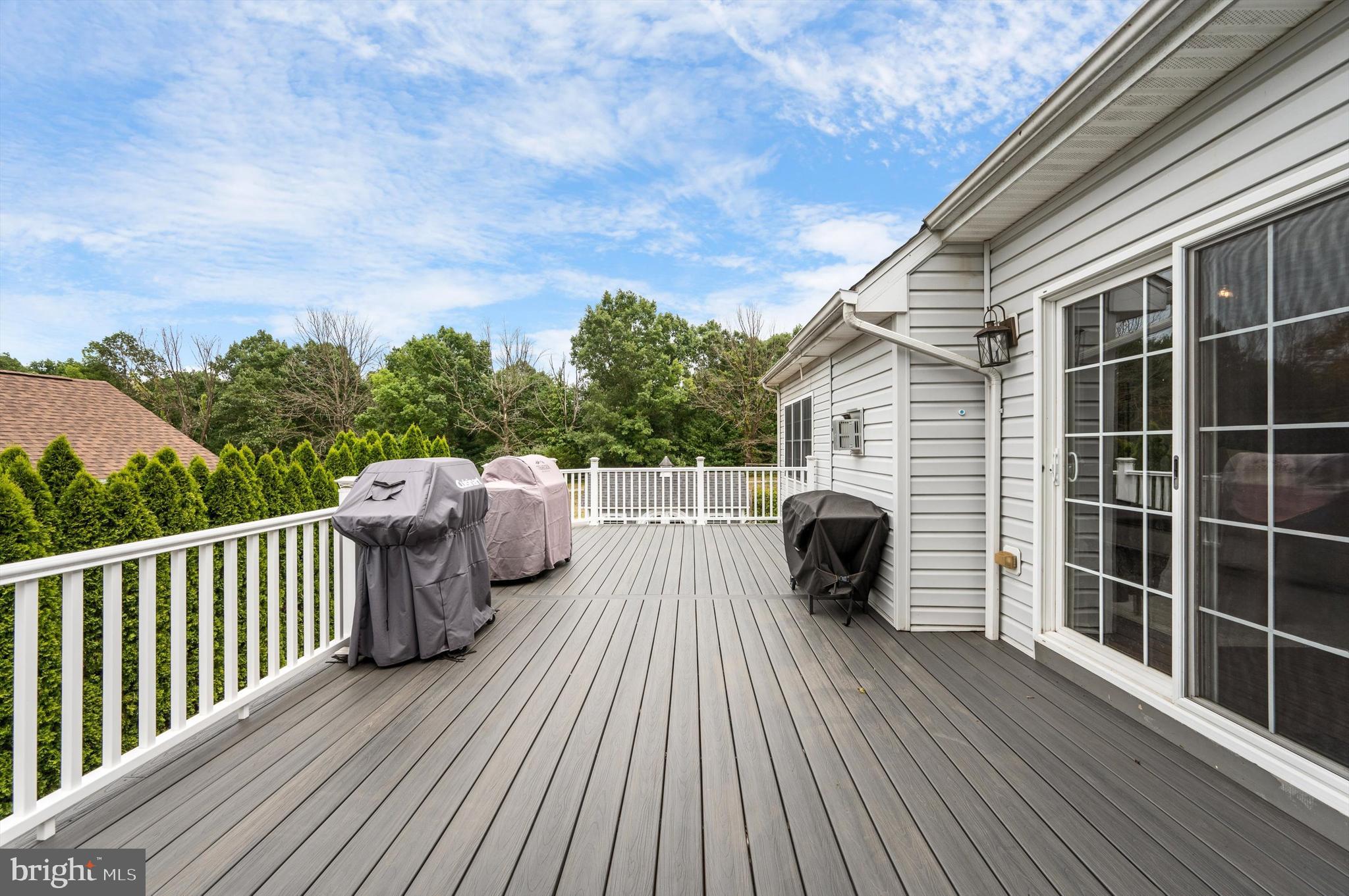 DEMORY FARM - Residential