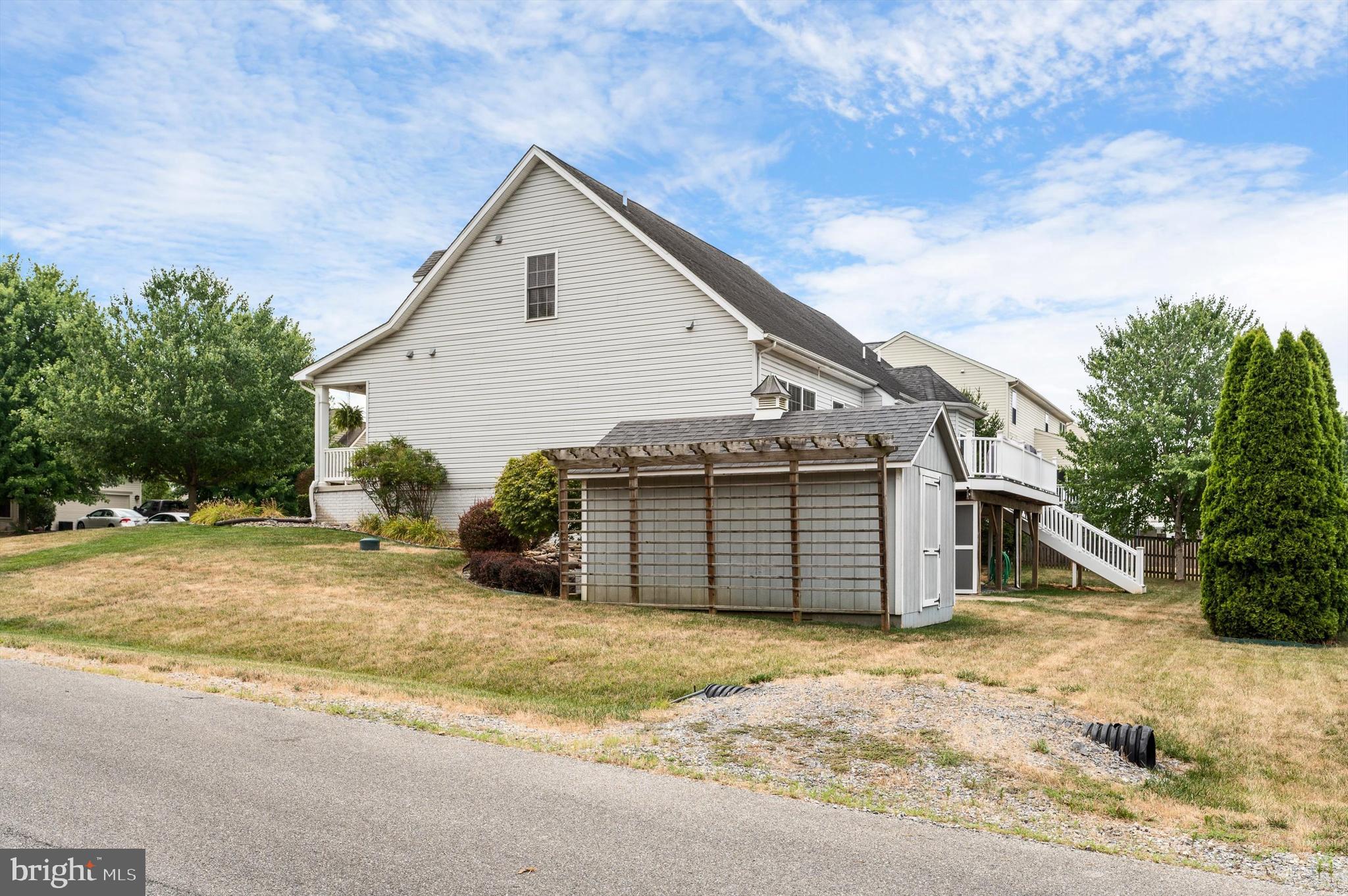 DEMORY FARM - Residential