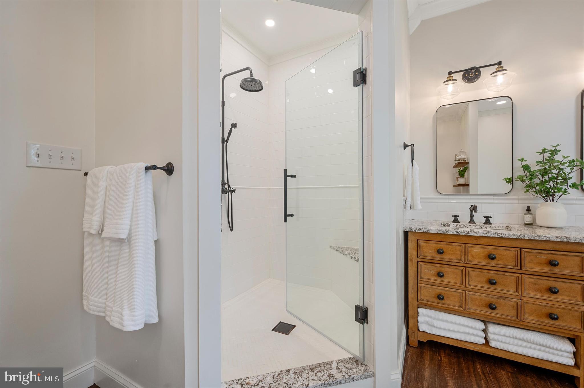 DEMORY FARM - Residential