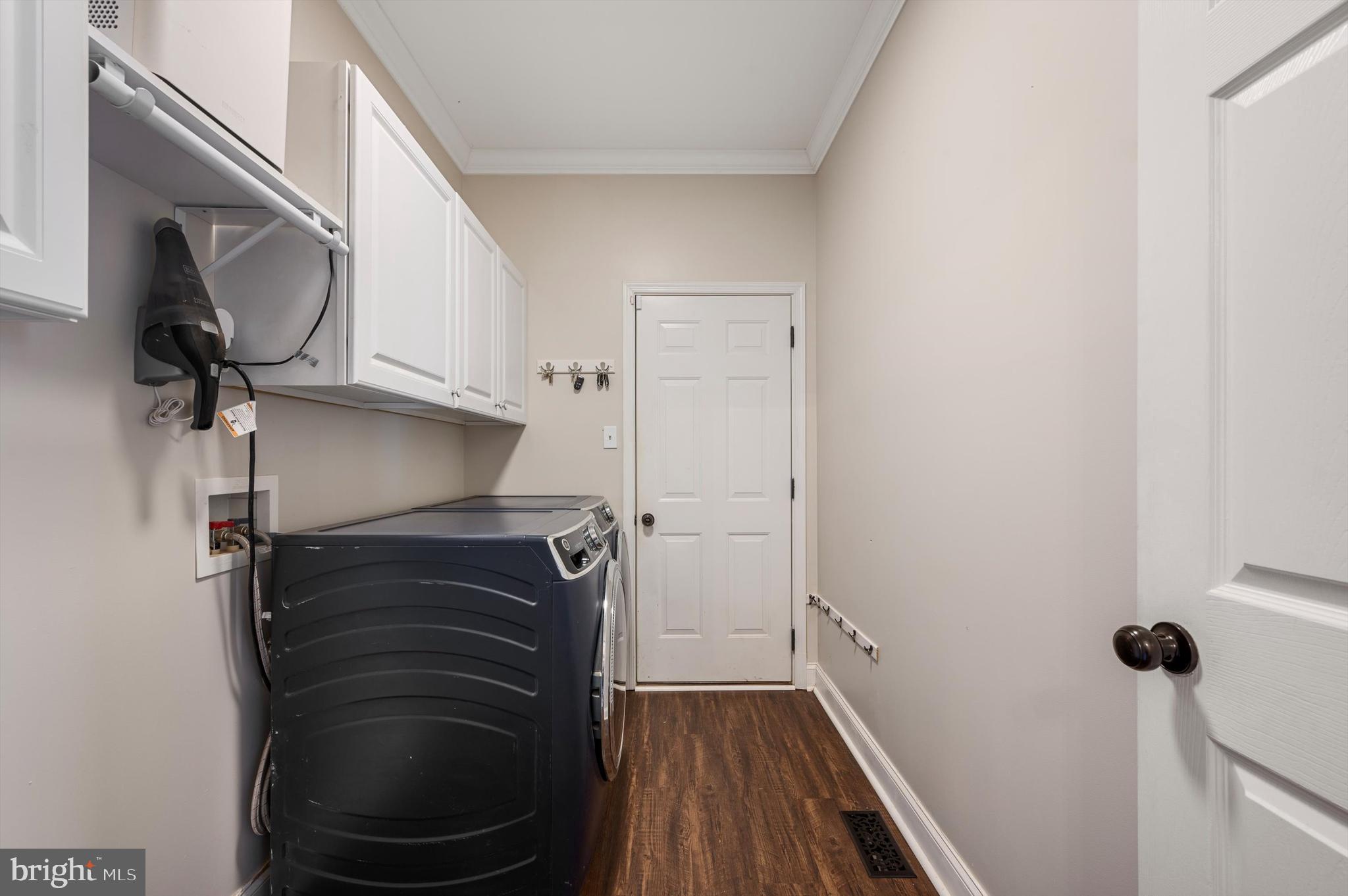 DEMORY FARM - Residential