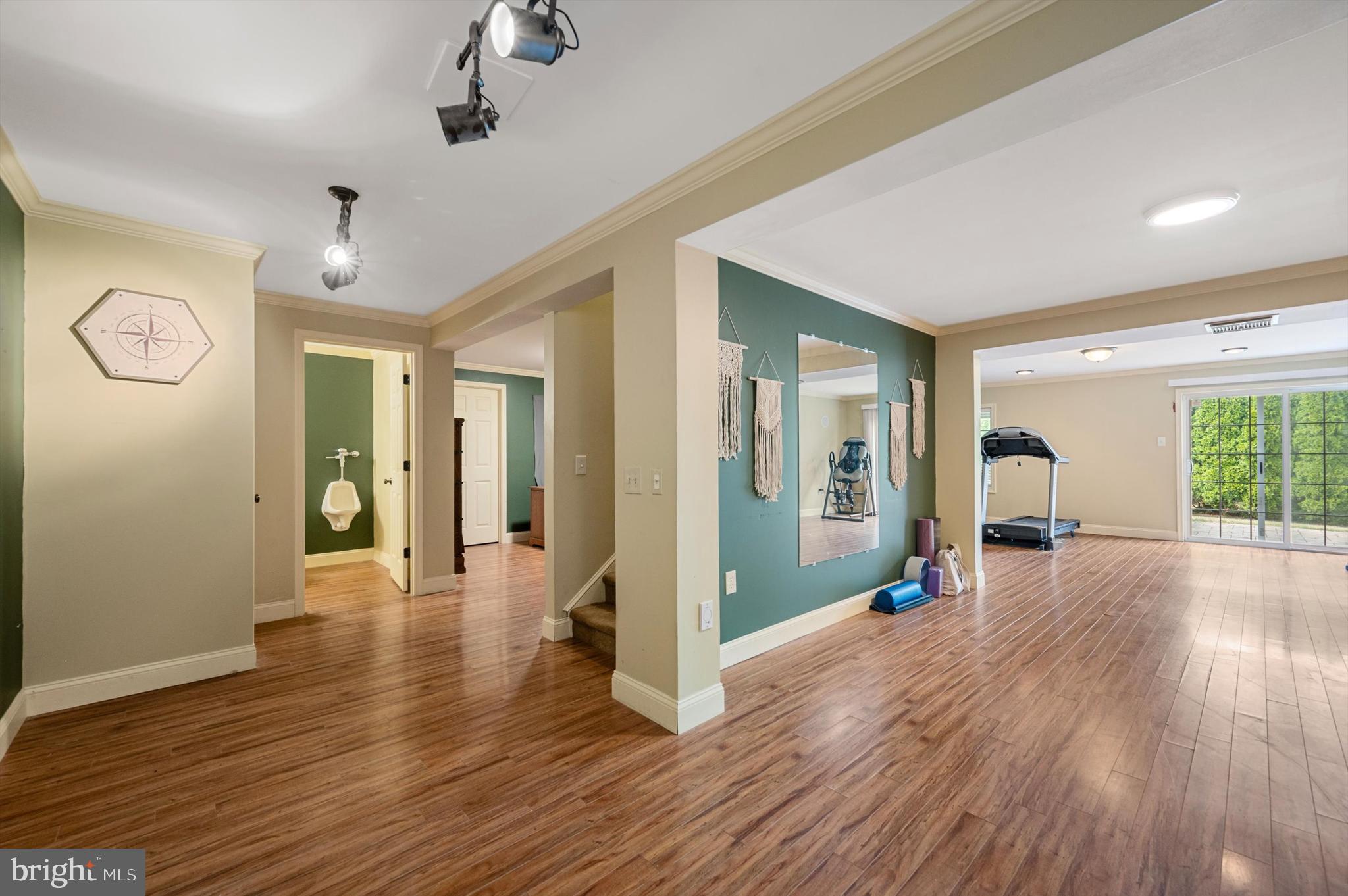 DEMORY FARM - Residential