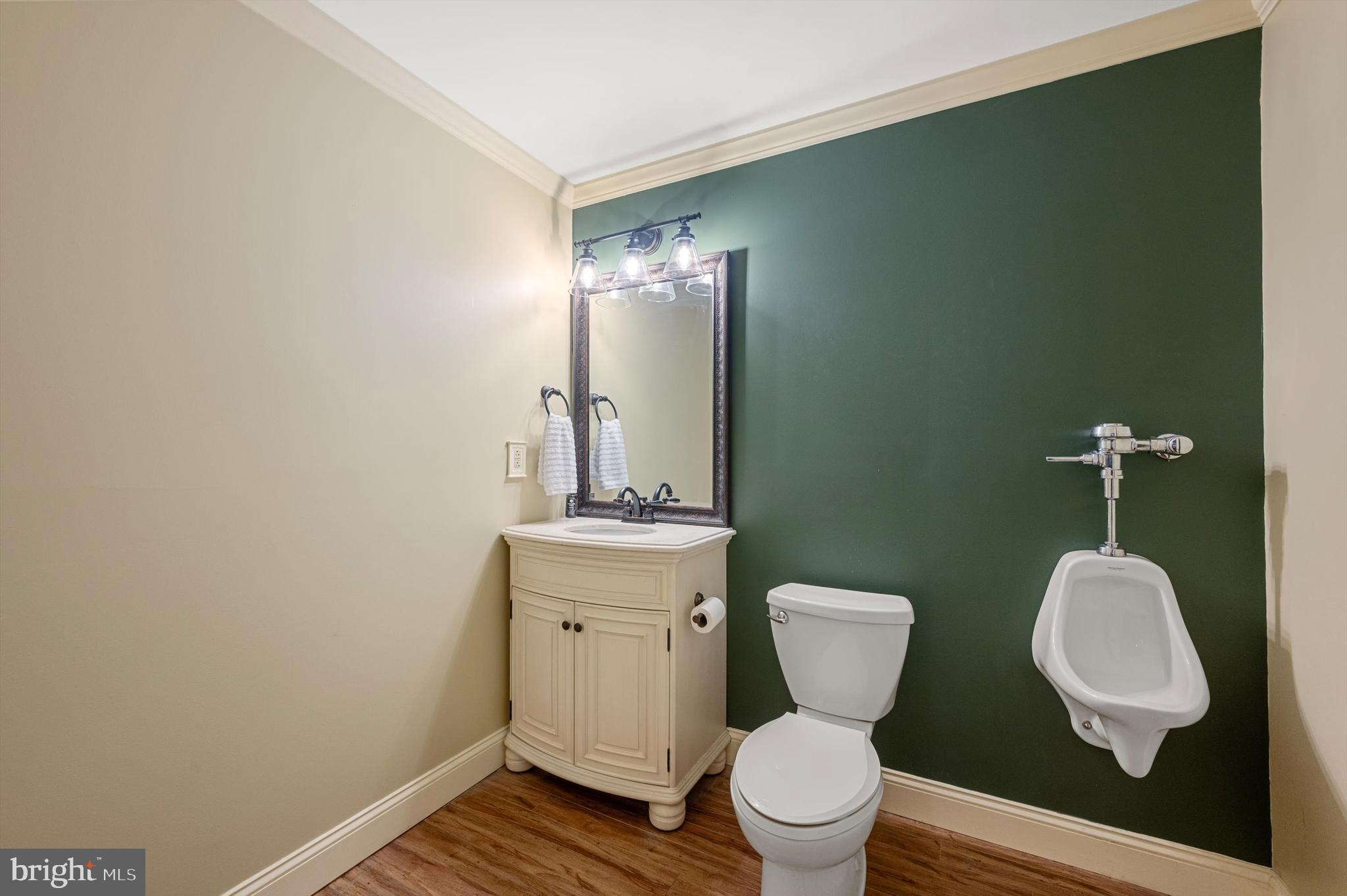 DEMORY FARM - Residential