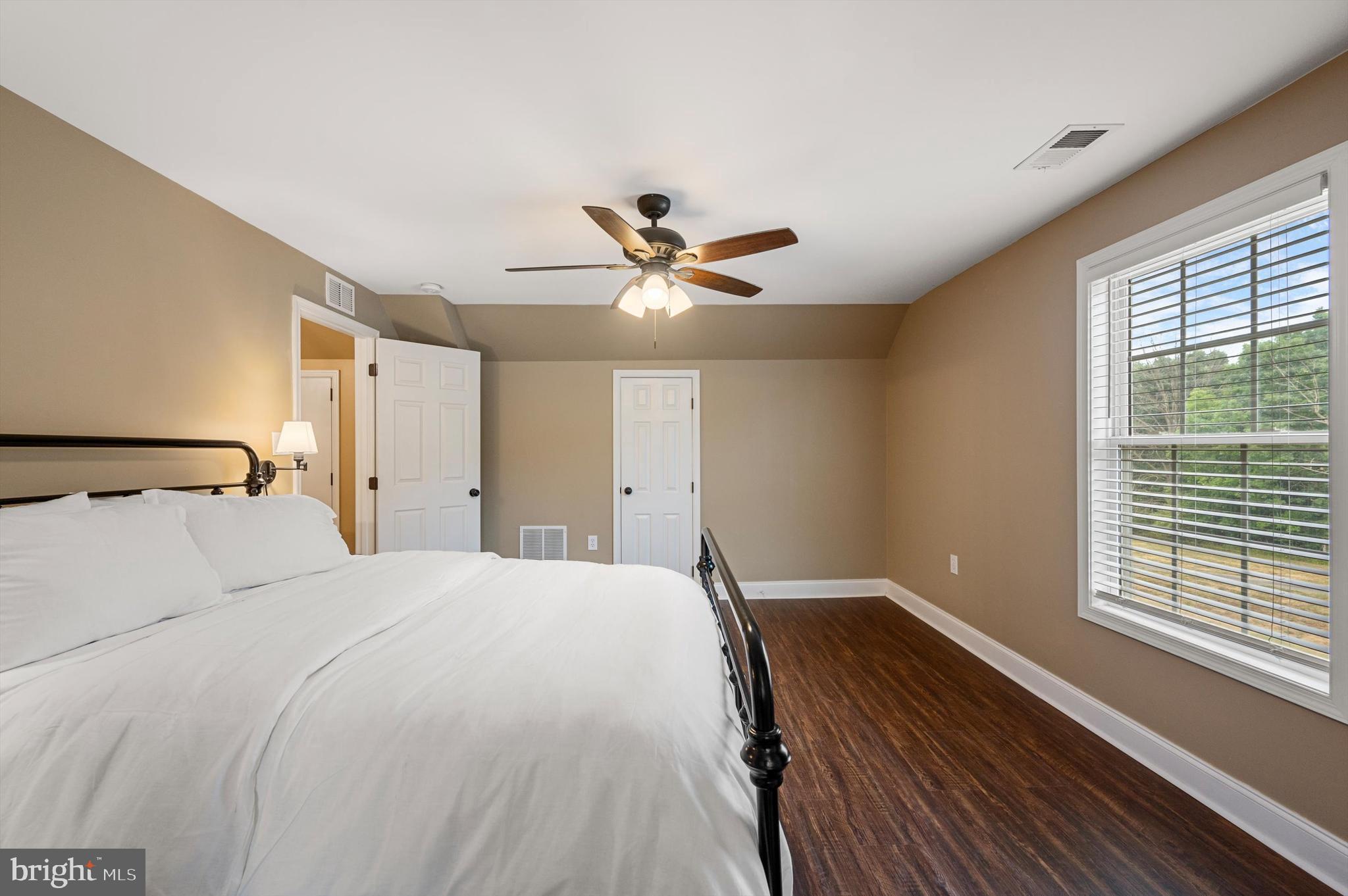 DEMORY FARM - Residential