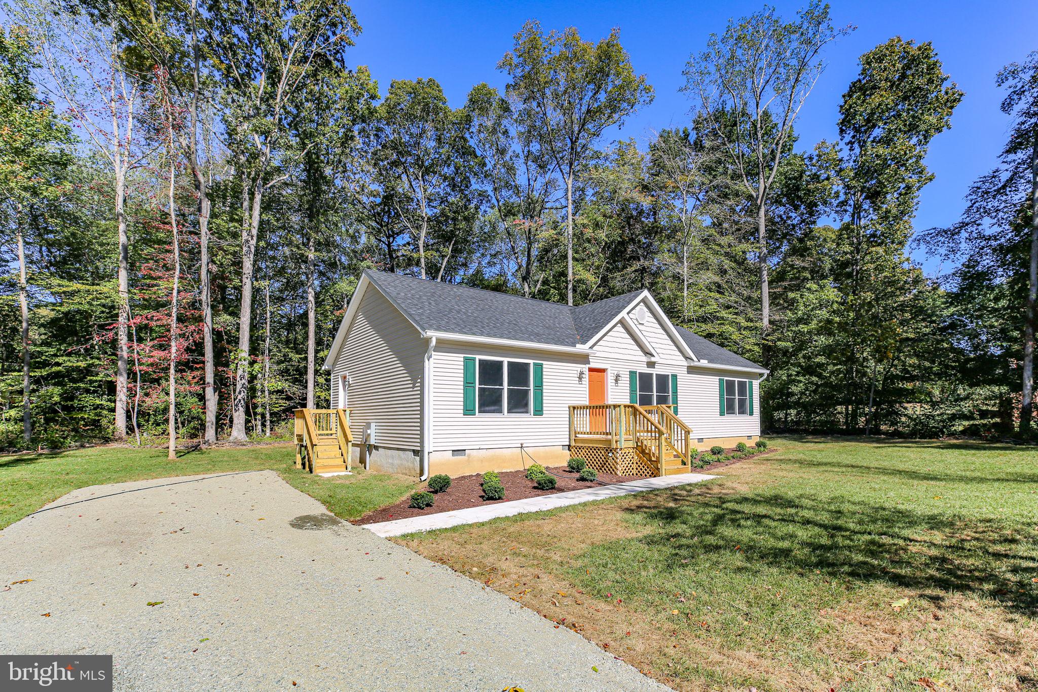 22 BREEZY HILL DRIVE