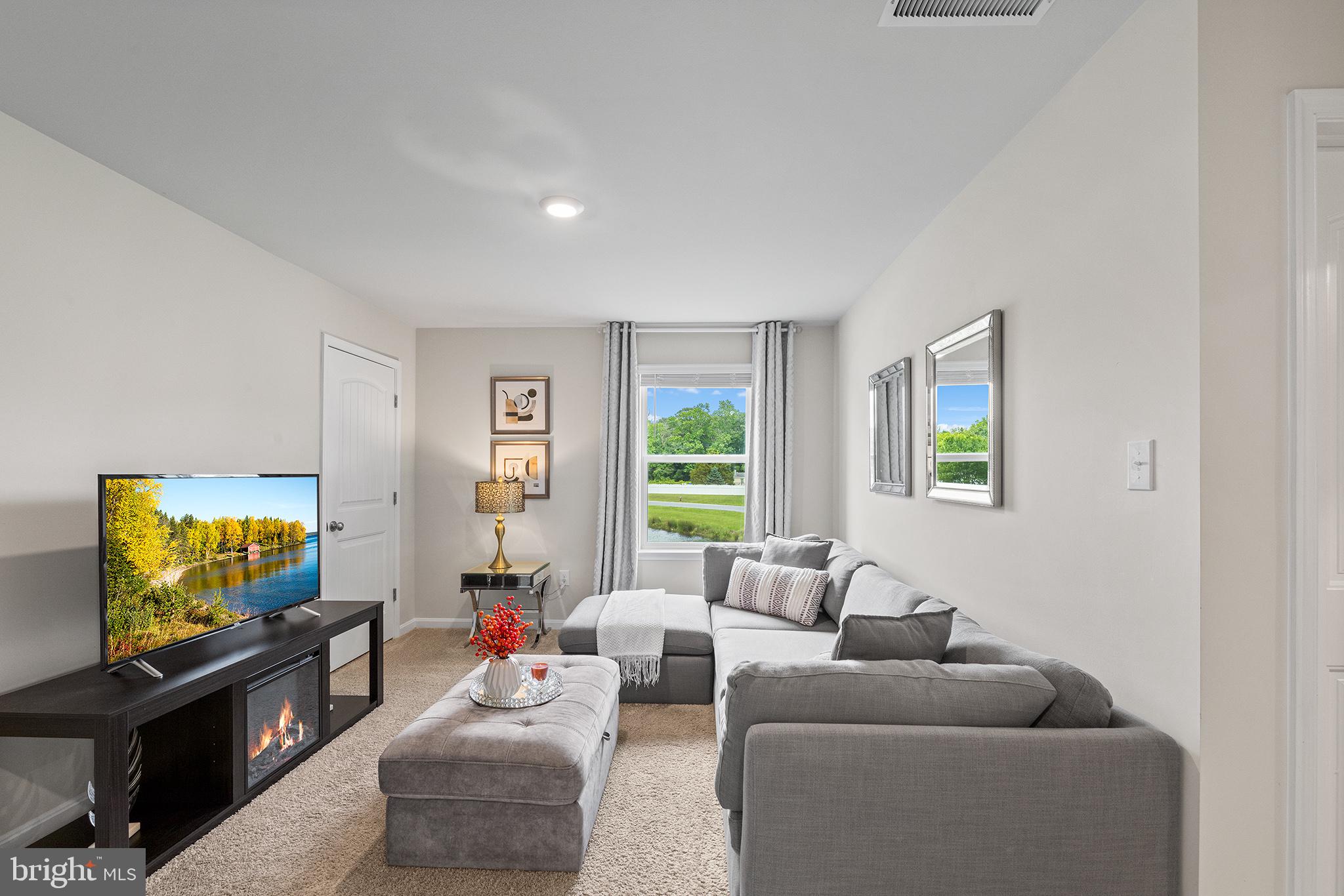 COUNTRY GROVE - Residential