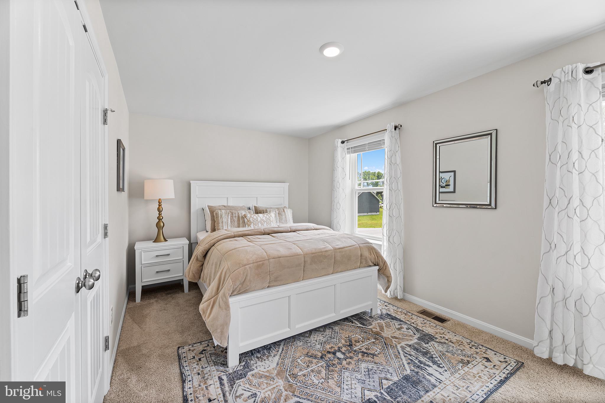 COUNTRY GROVE - Residential