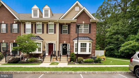Townhouse For Sale - 3752 William Daves Road #10<br/> Bucks County, DOYLESTOWN, PA 18902