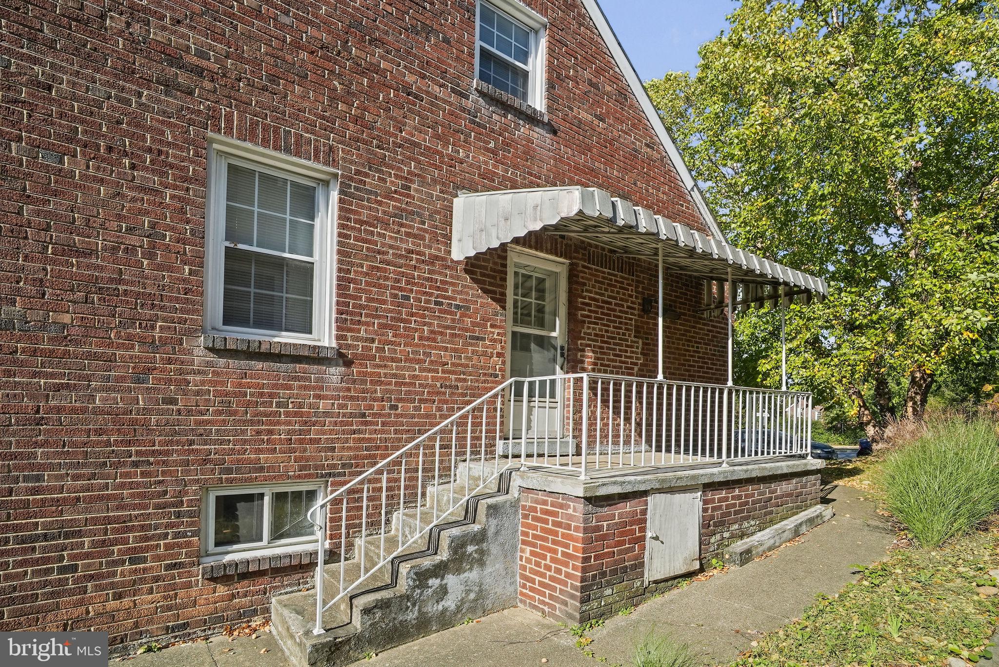 626 N GEORGE MASON DRIVE