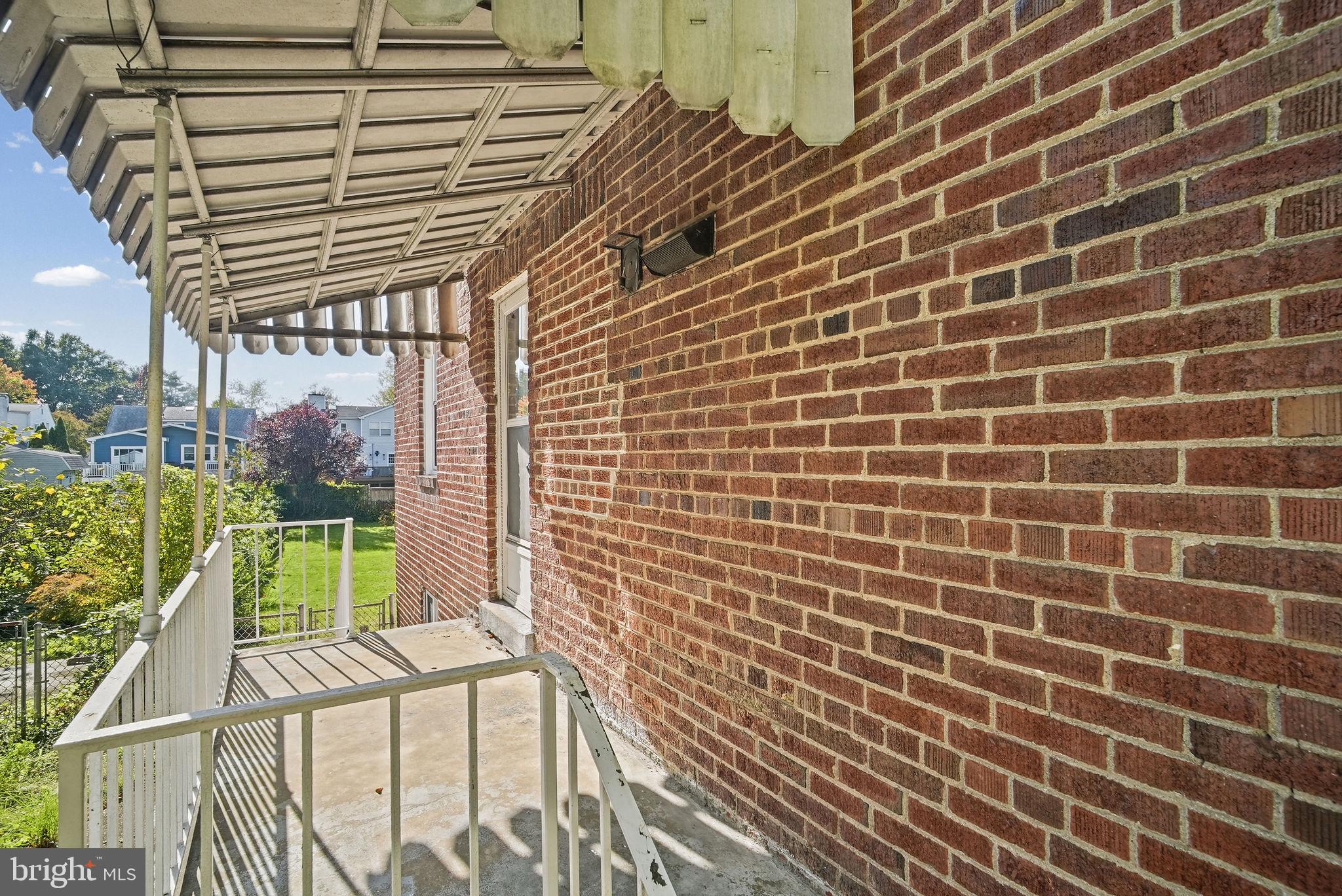 626 N GEORGE MASON DRIVE