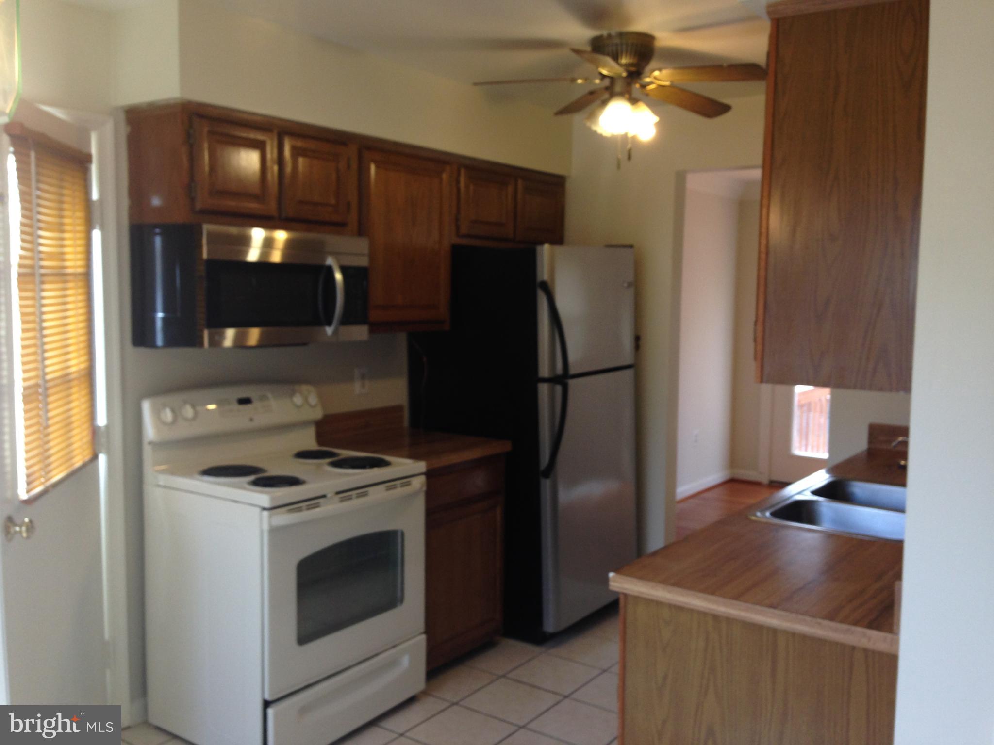 5001 TARPON LANE
