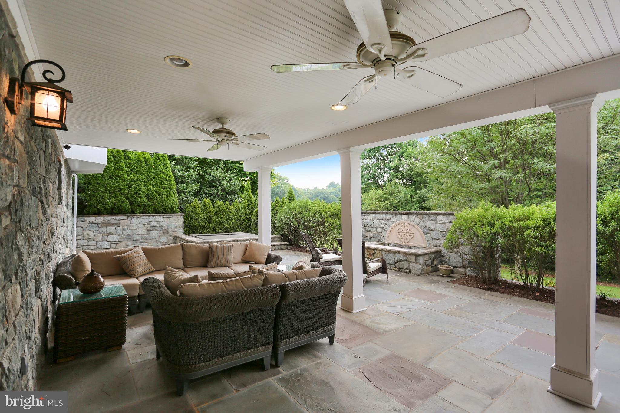 AYRLAWN - Residential