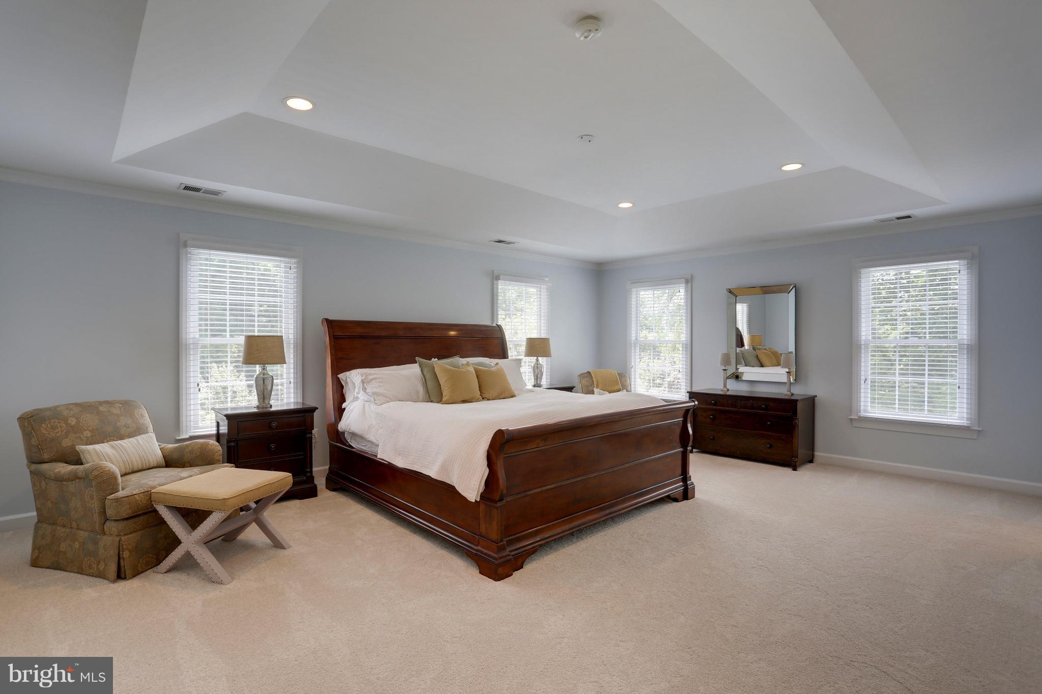 AYRLAWN - Residential