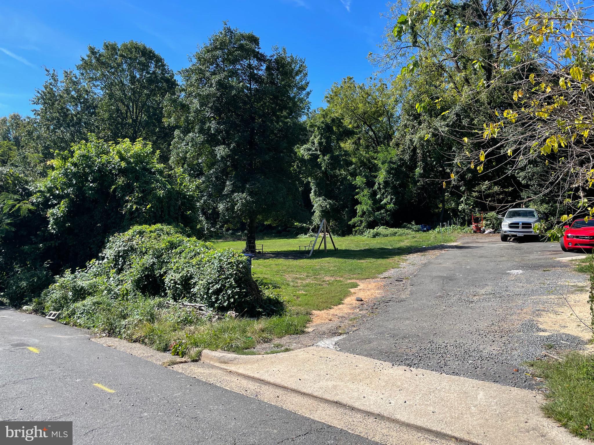 DEVONSHIRE GARDENS - Residential