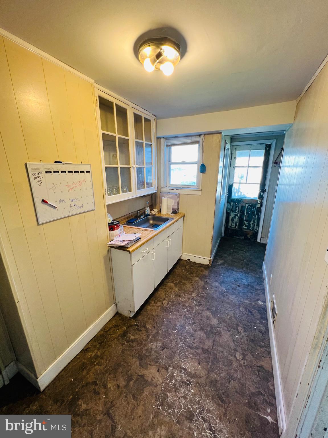 86 KINSHIP ROAD