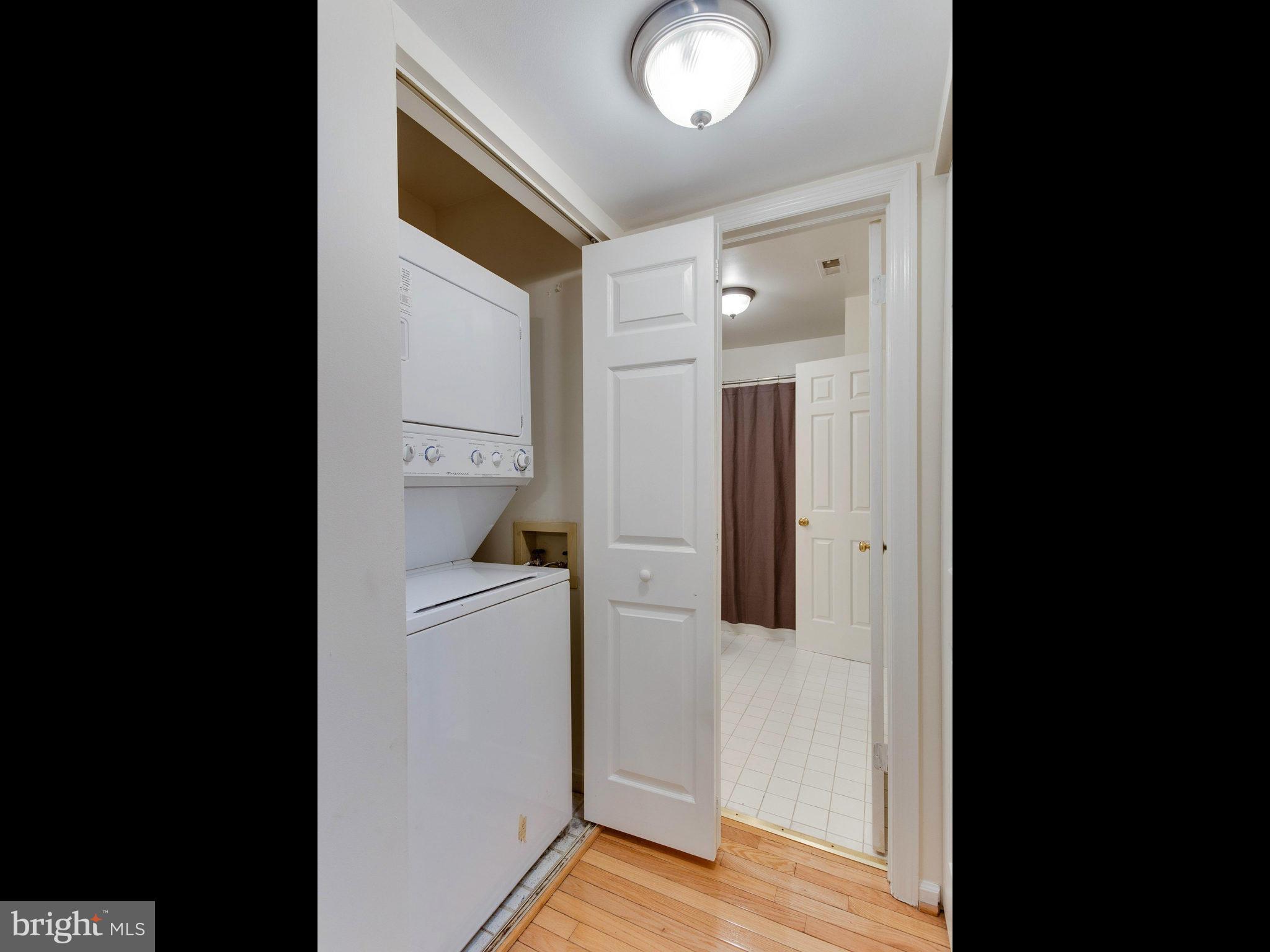 PINECREST - Residential