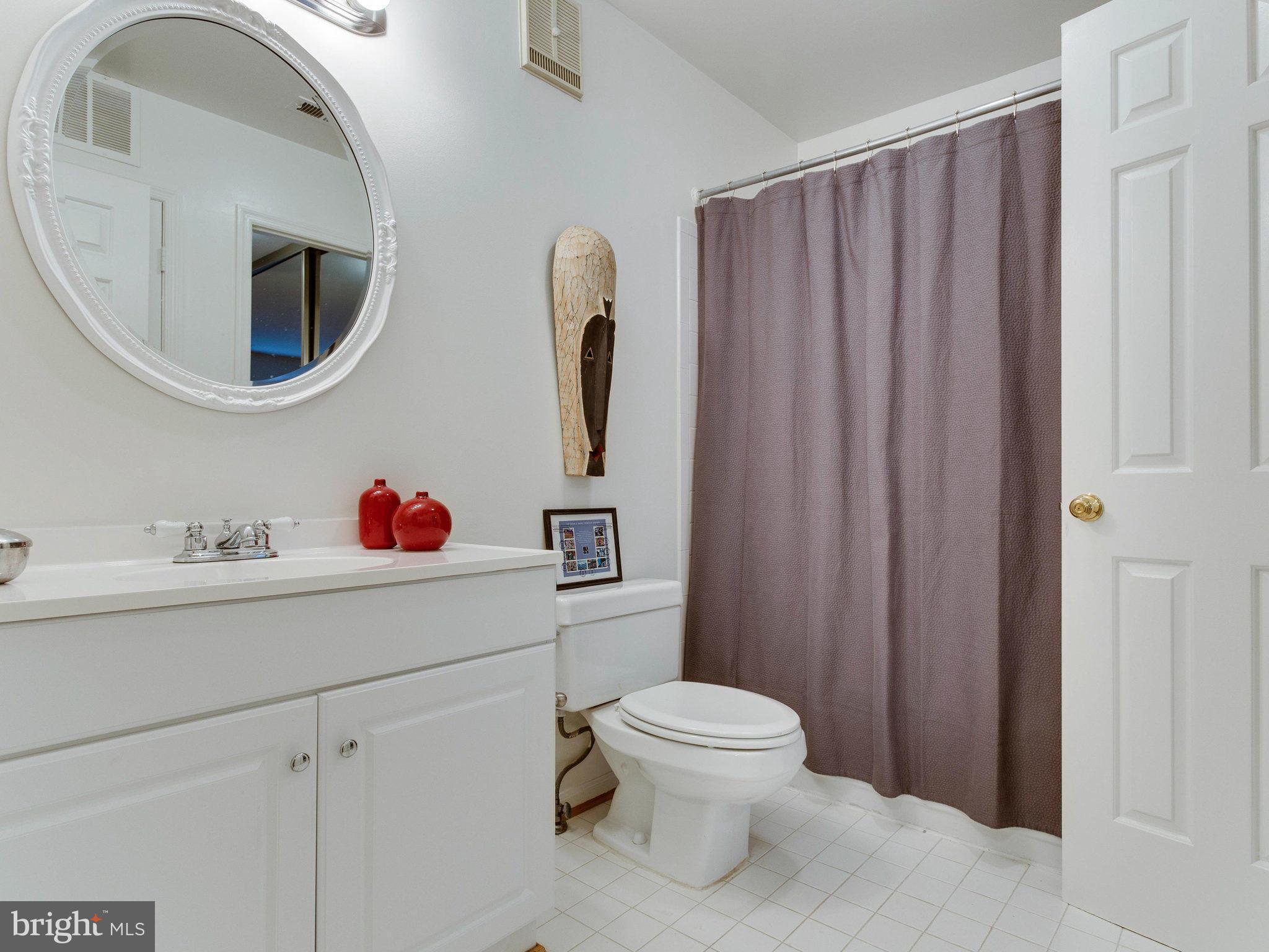 PINECREST - Residential