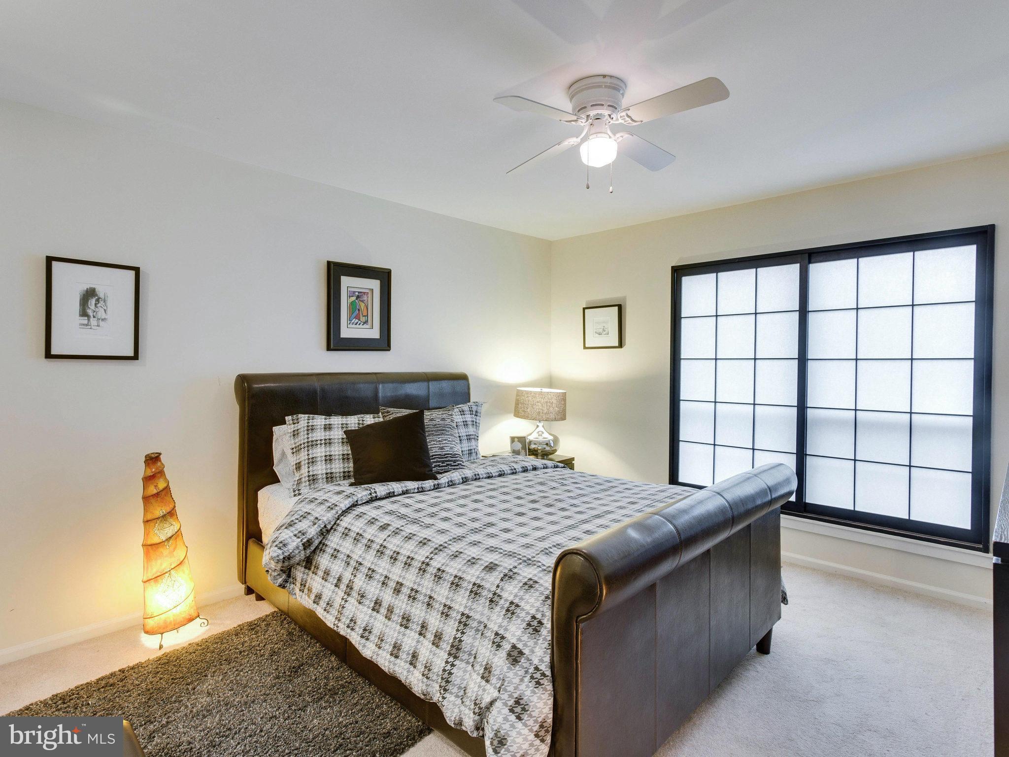 PINECREST - Residential