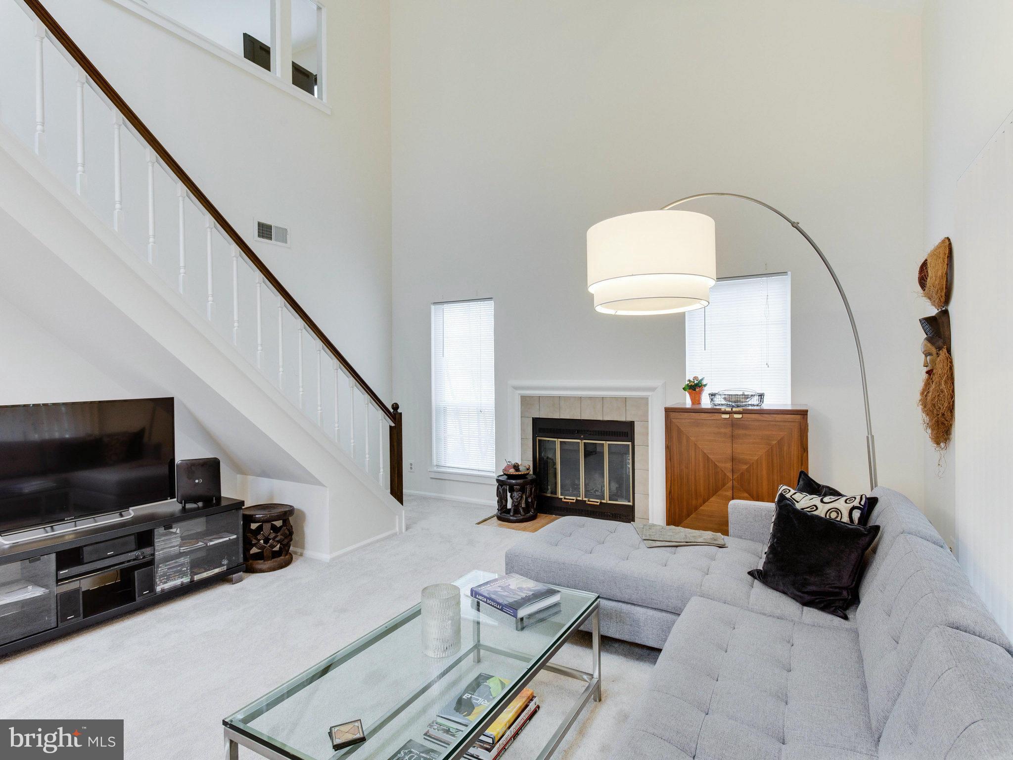 PINECREST - Residential