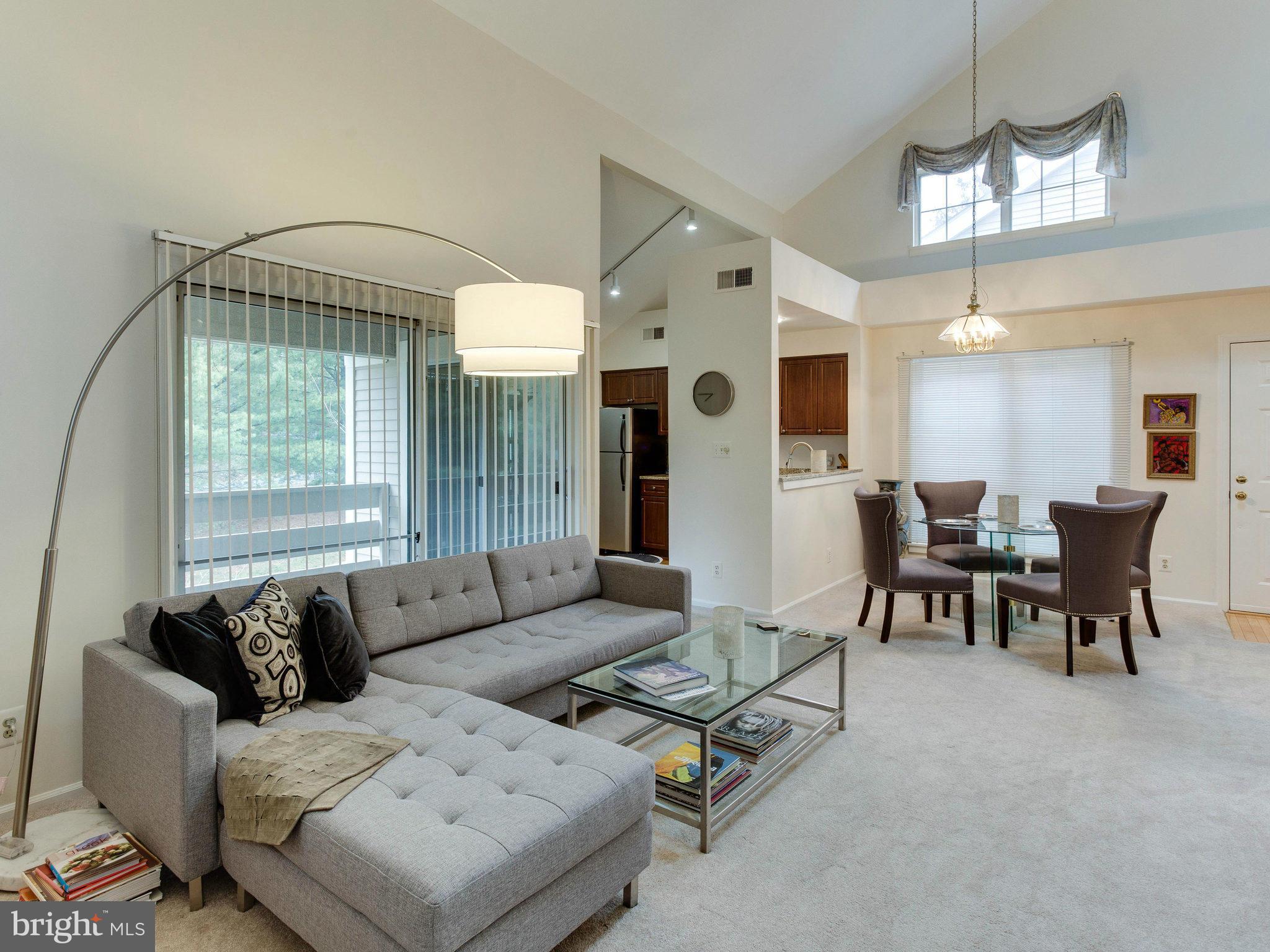 PINECREST - Residential