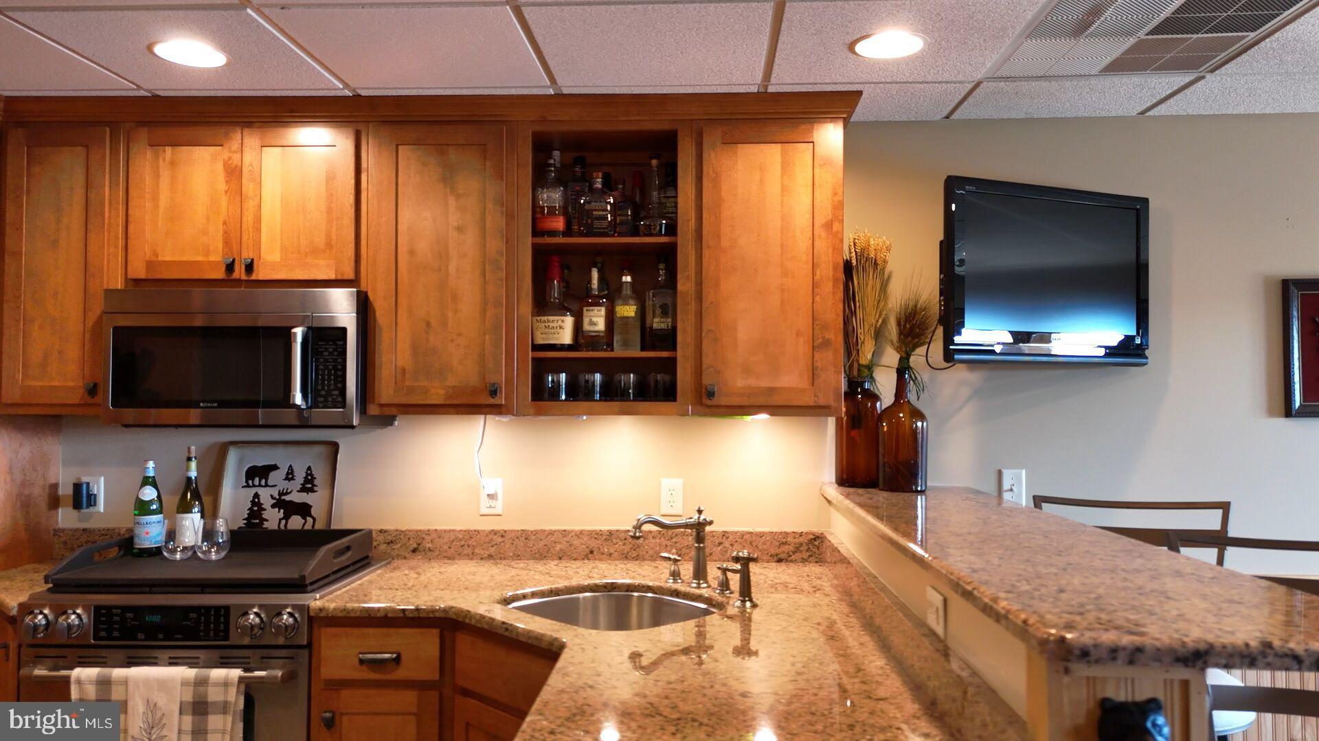 BLUFFS ON THE POTOMAC - Residential