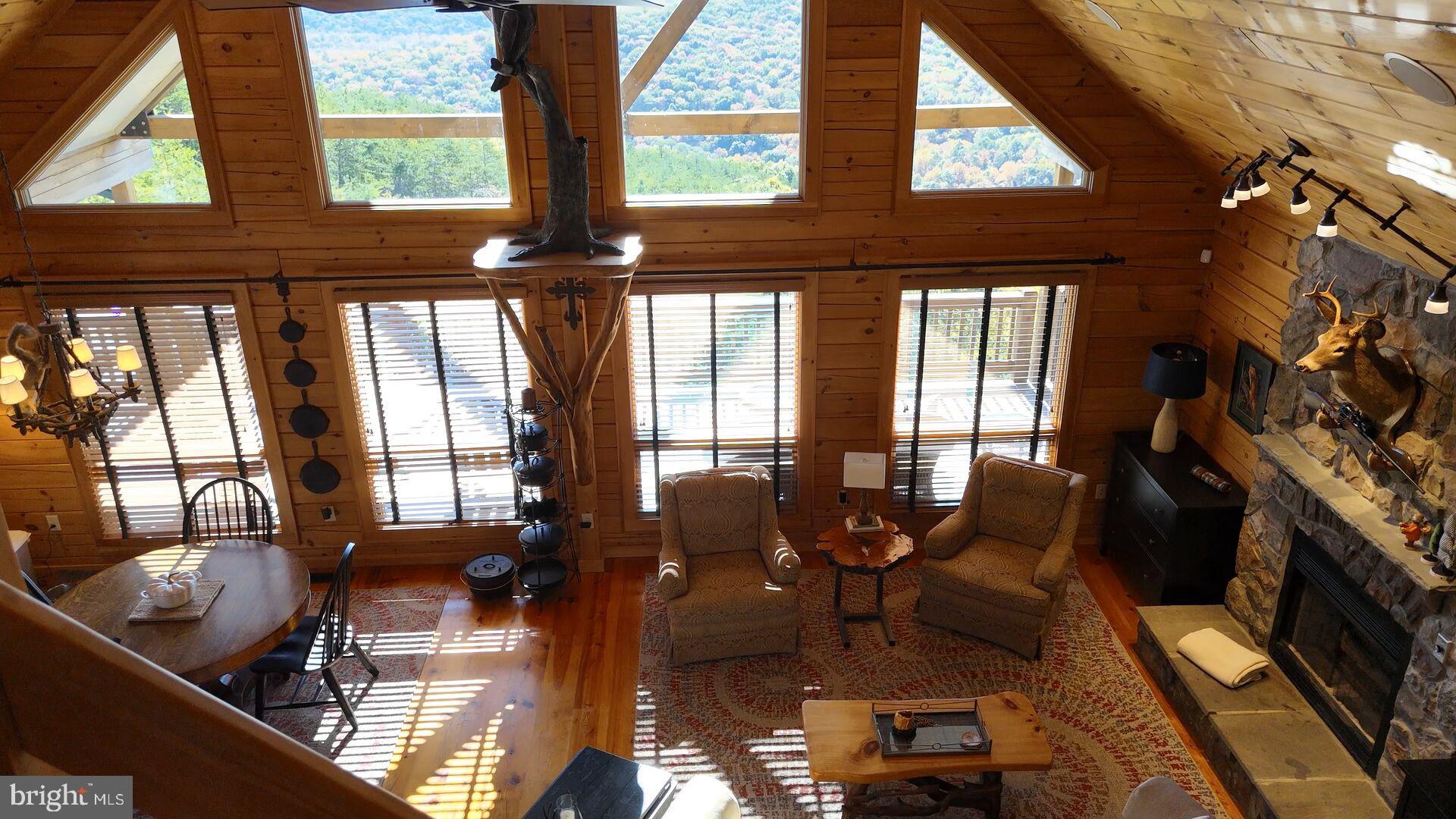 BLUFFS ON THE POTOMAC - Residential