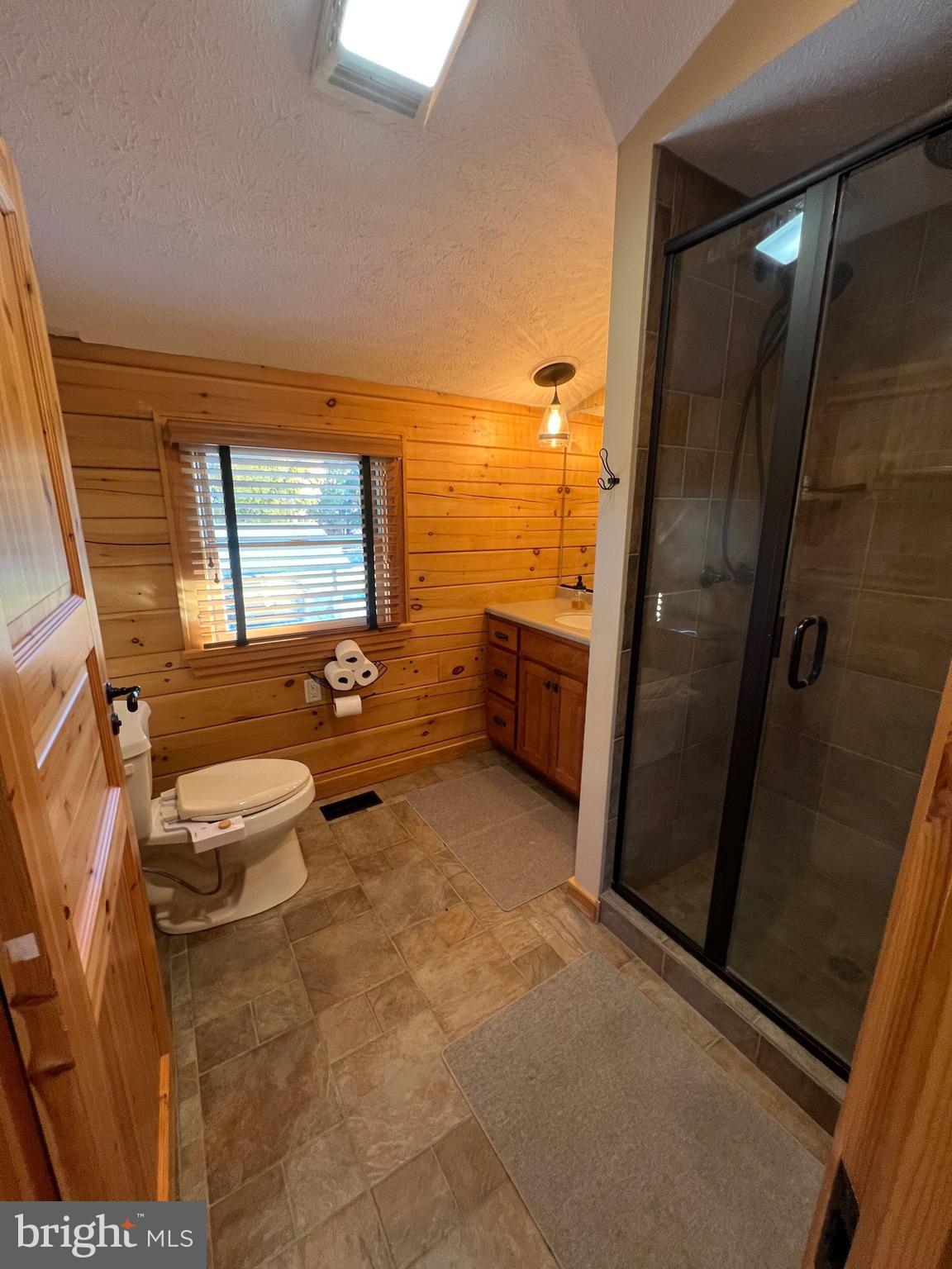 BLUFFS ON THE POTOMAC - Residential