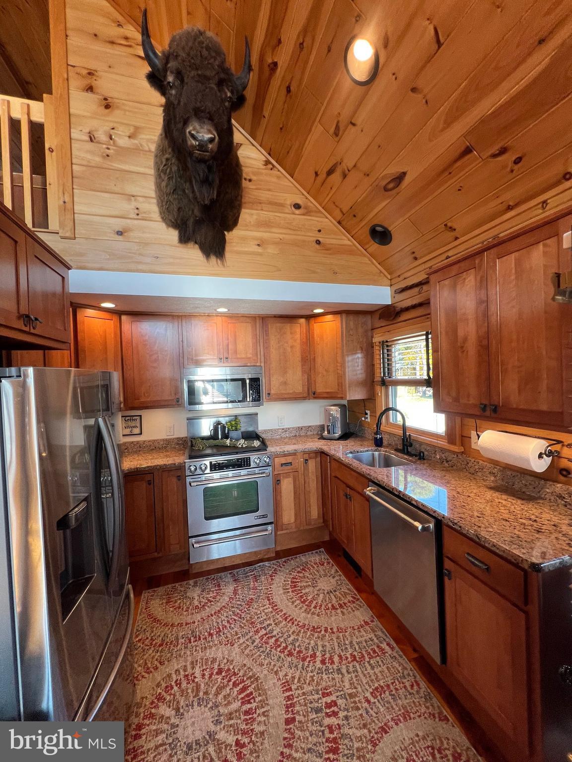 BLUFFS ON THE POTOMAC - Residential