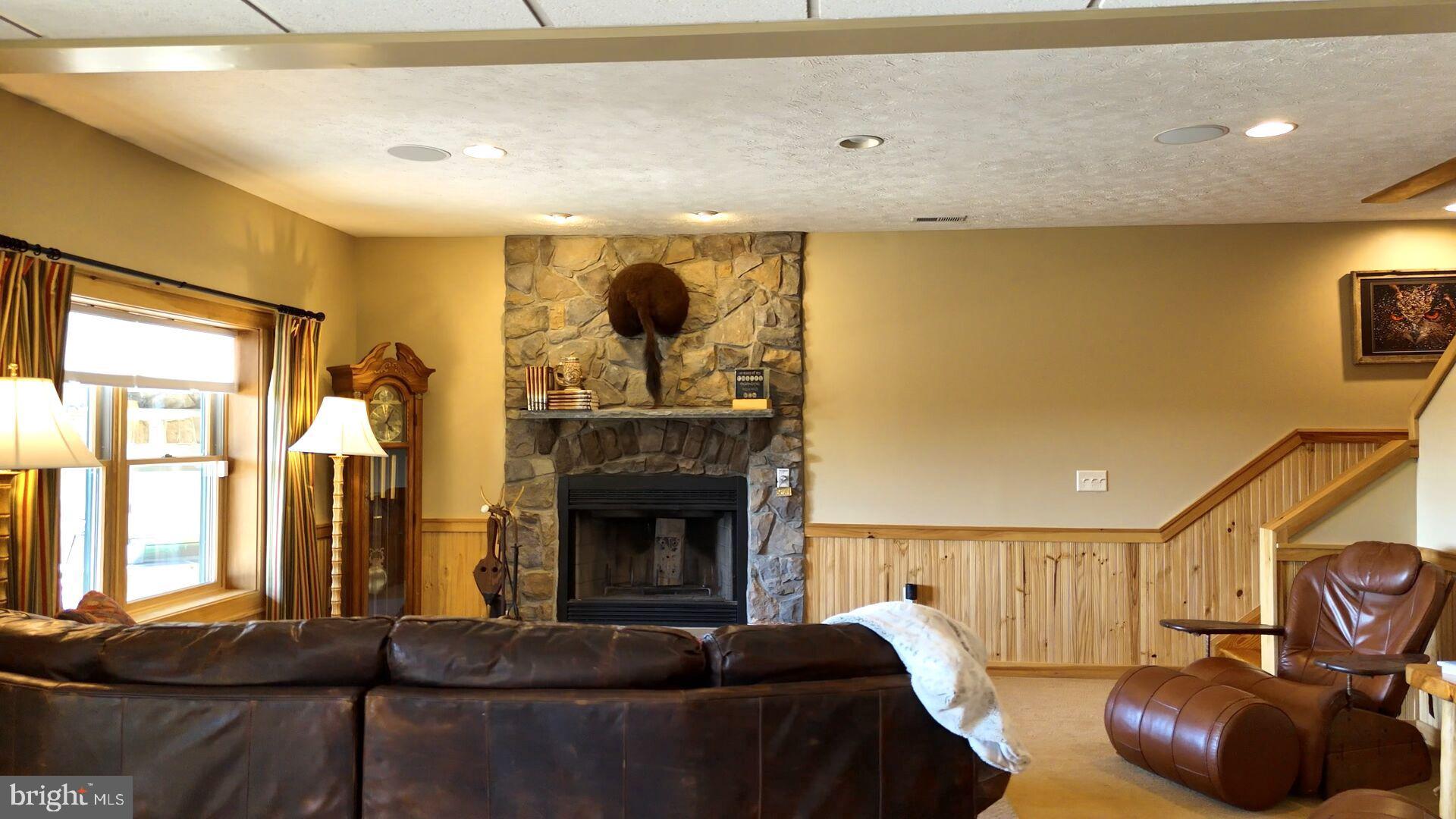 BLUFFS ON THE POTOMAC - Residential