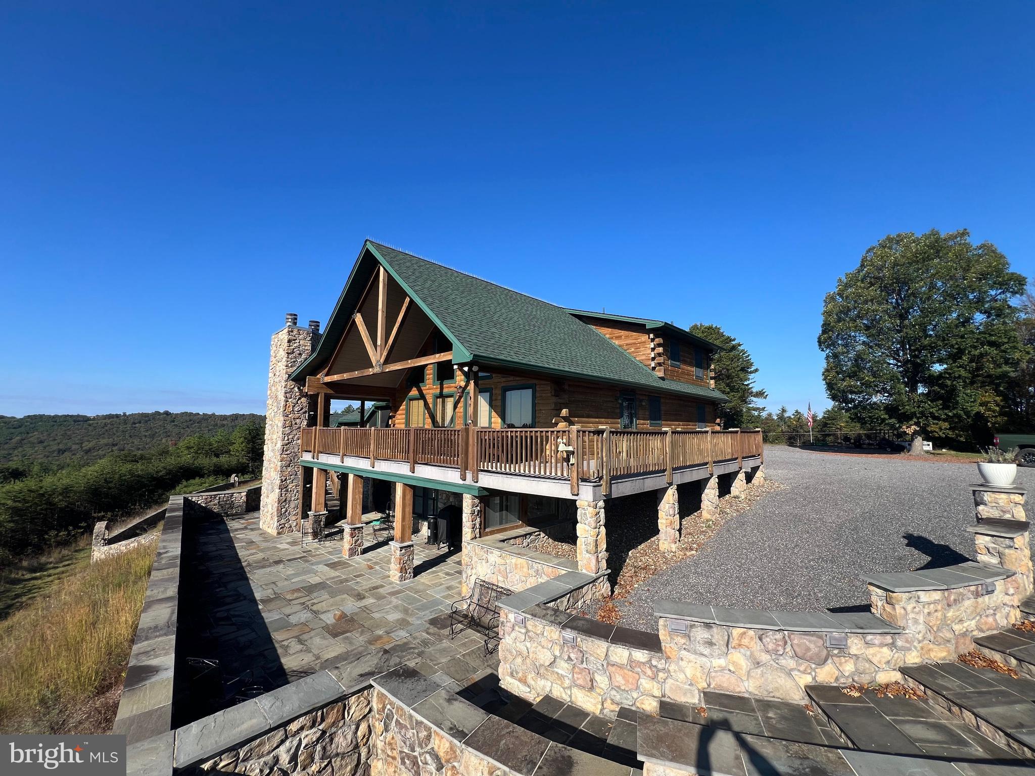 BLUFFS ON THE POTOMAC - Residential