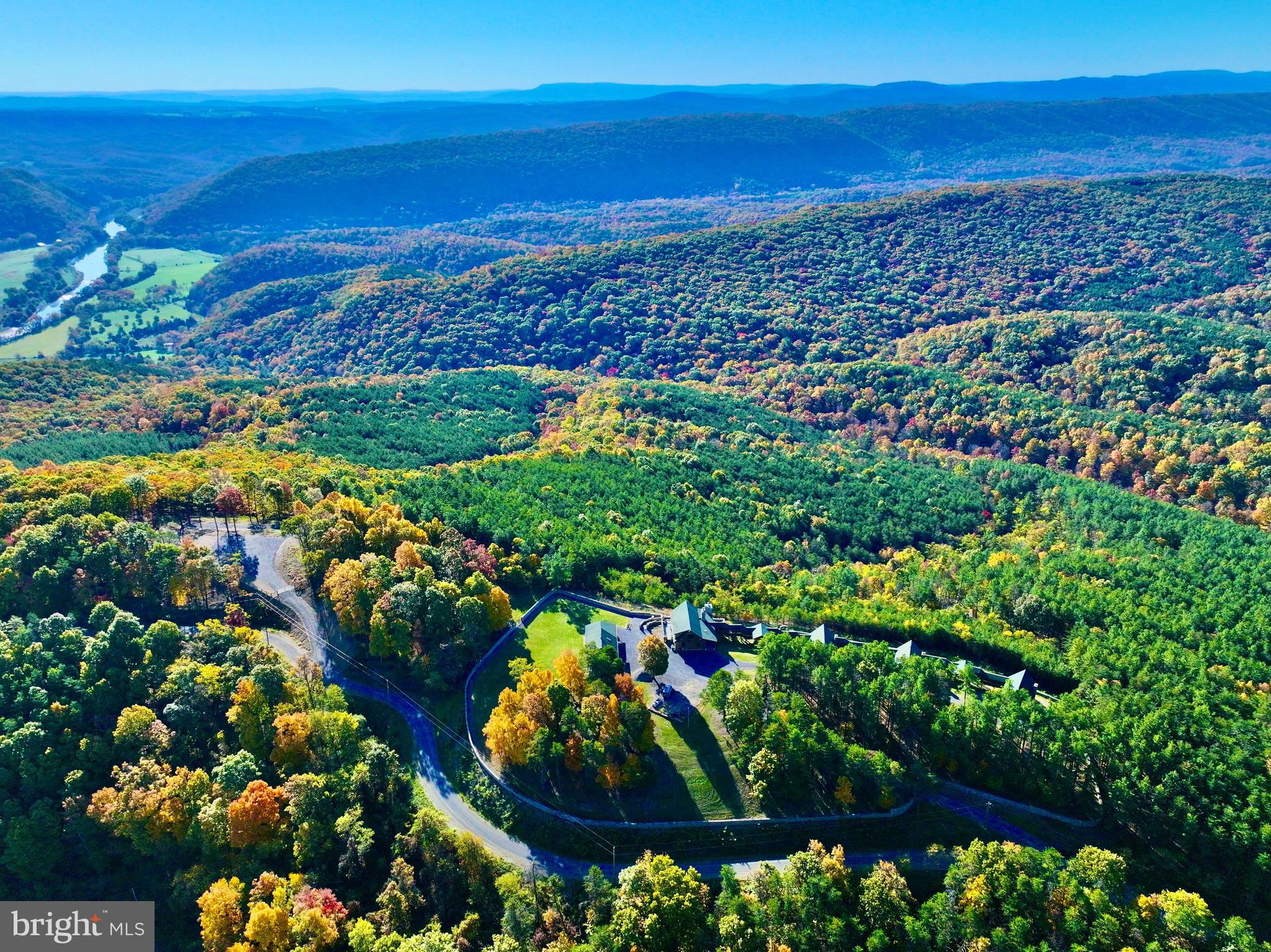 BLUFFS ON THE POTOMAC - Residential
