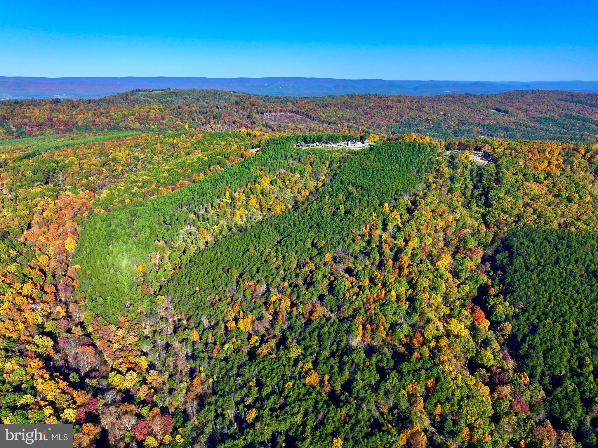 BLUFFS ON THE POTOMAC - Residential