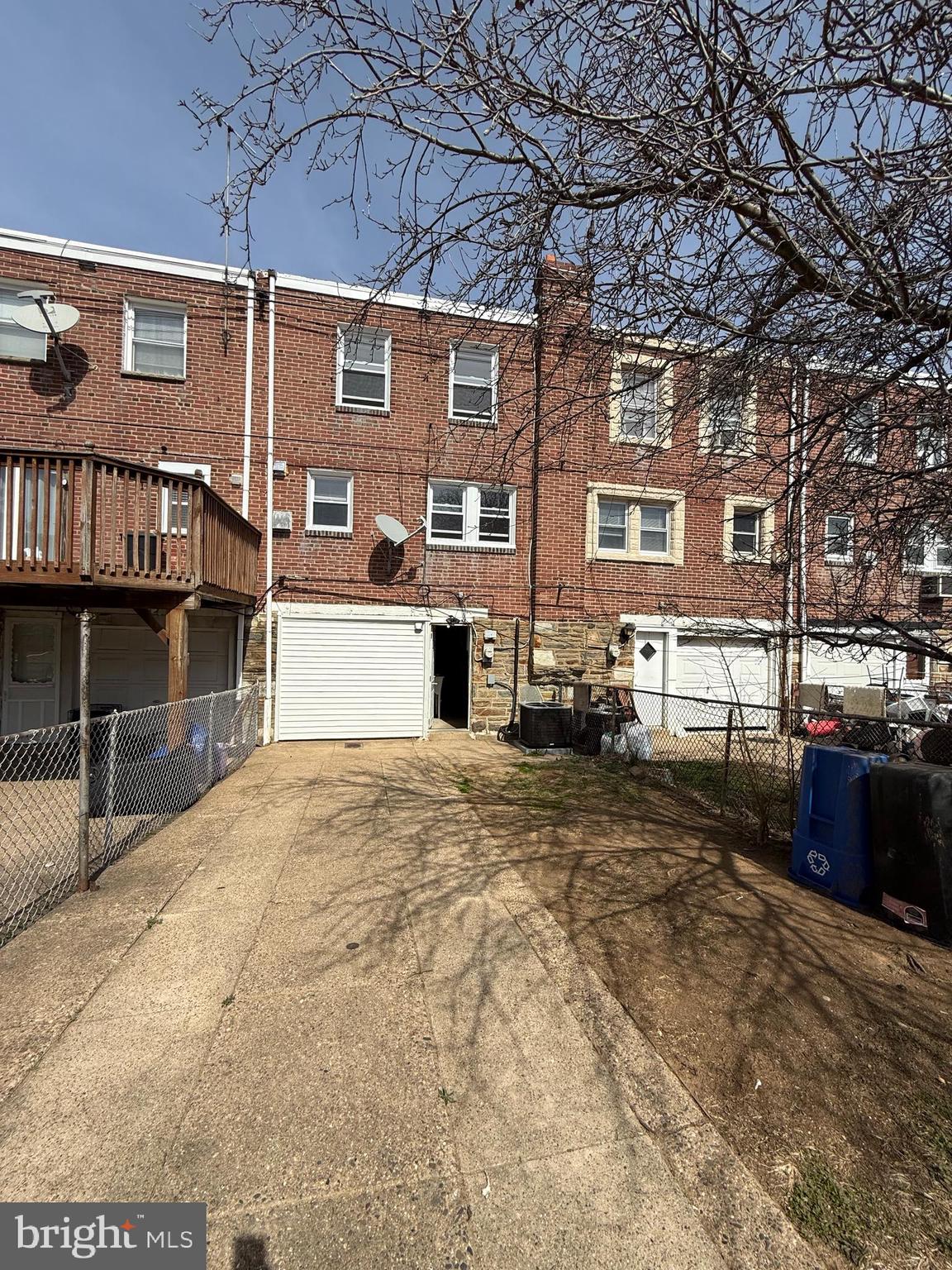 MAYFAIR (WEST) - Residential