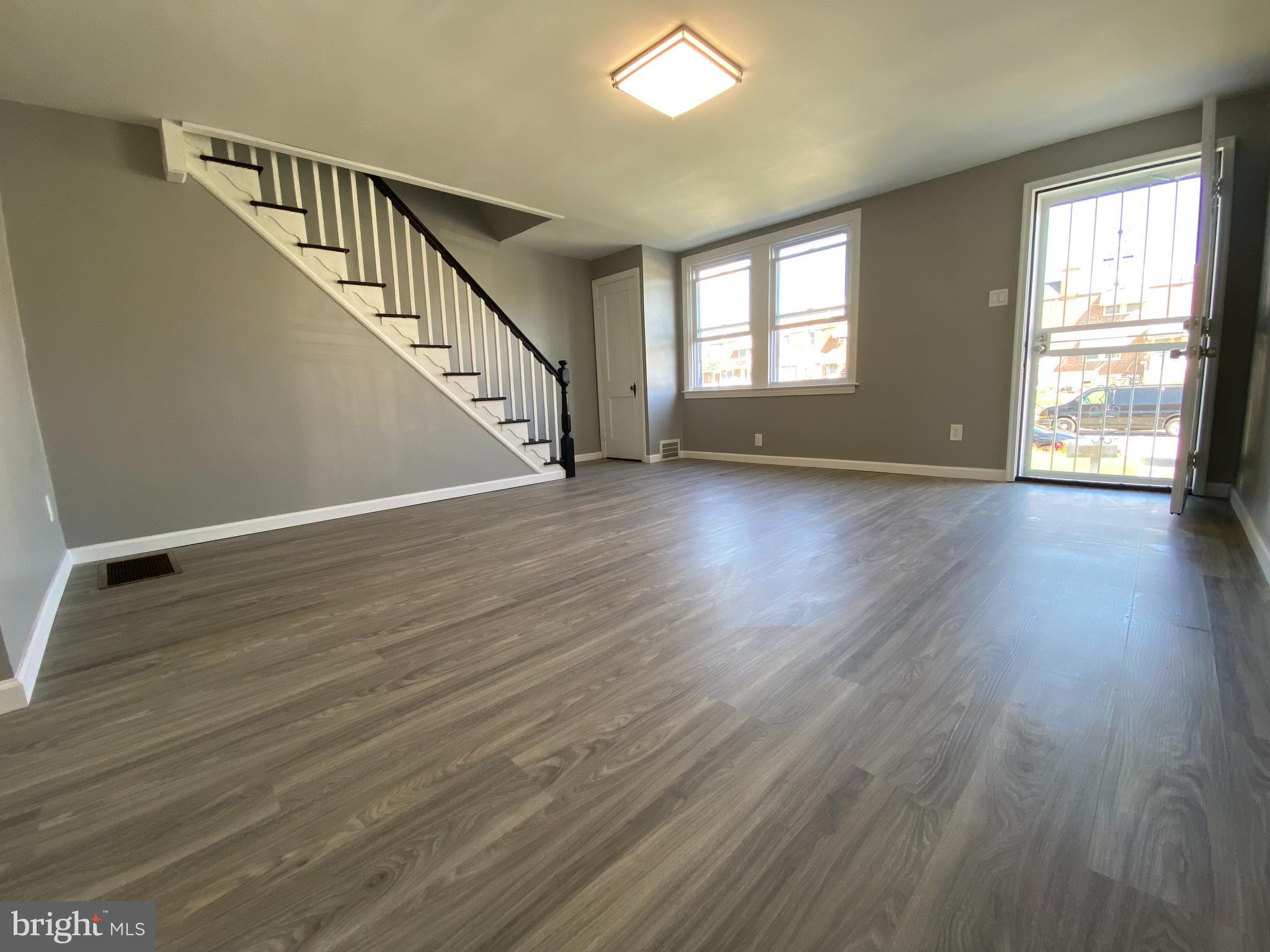 MAYFAIR (WEST) - Residential