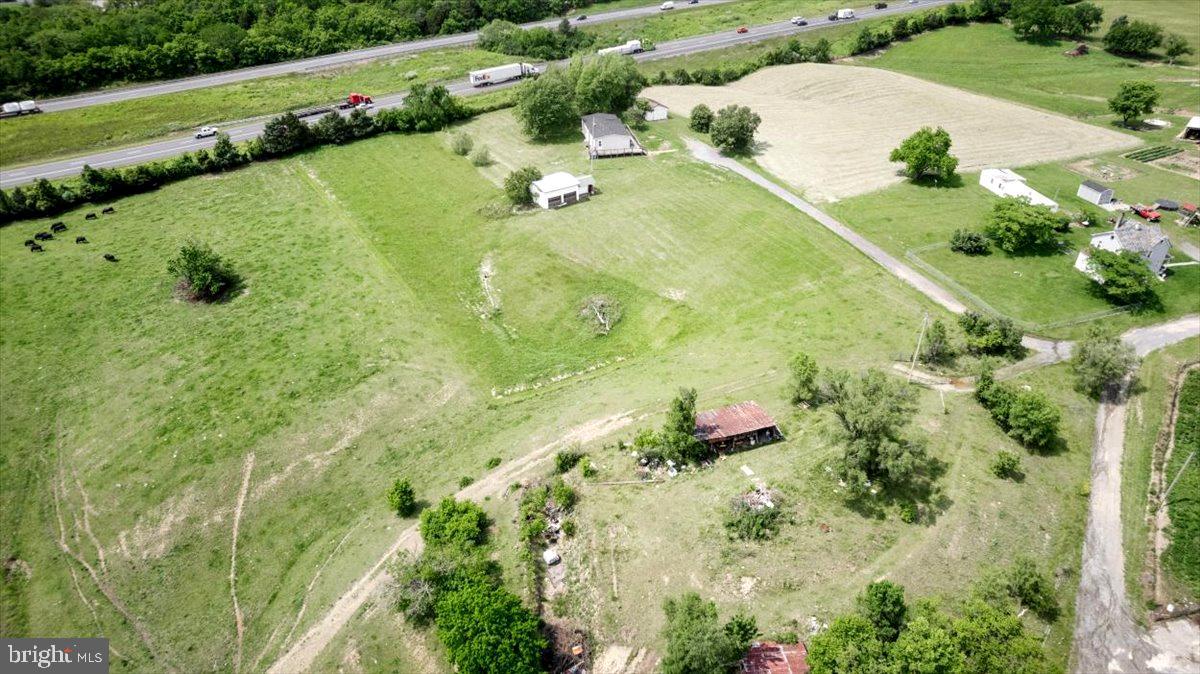 332 CALDWELL LANE