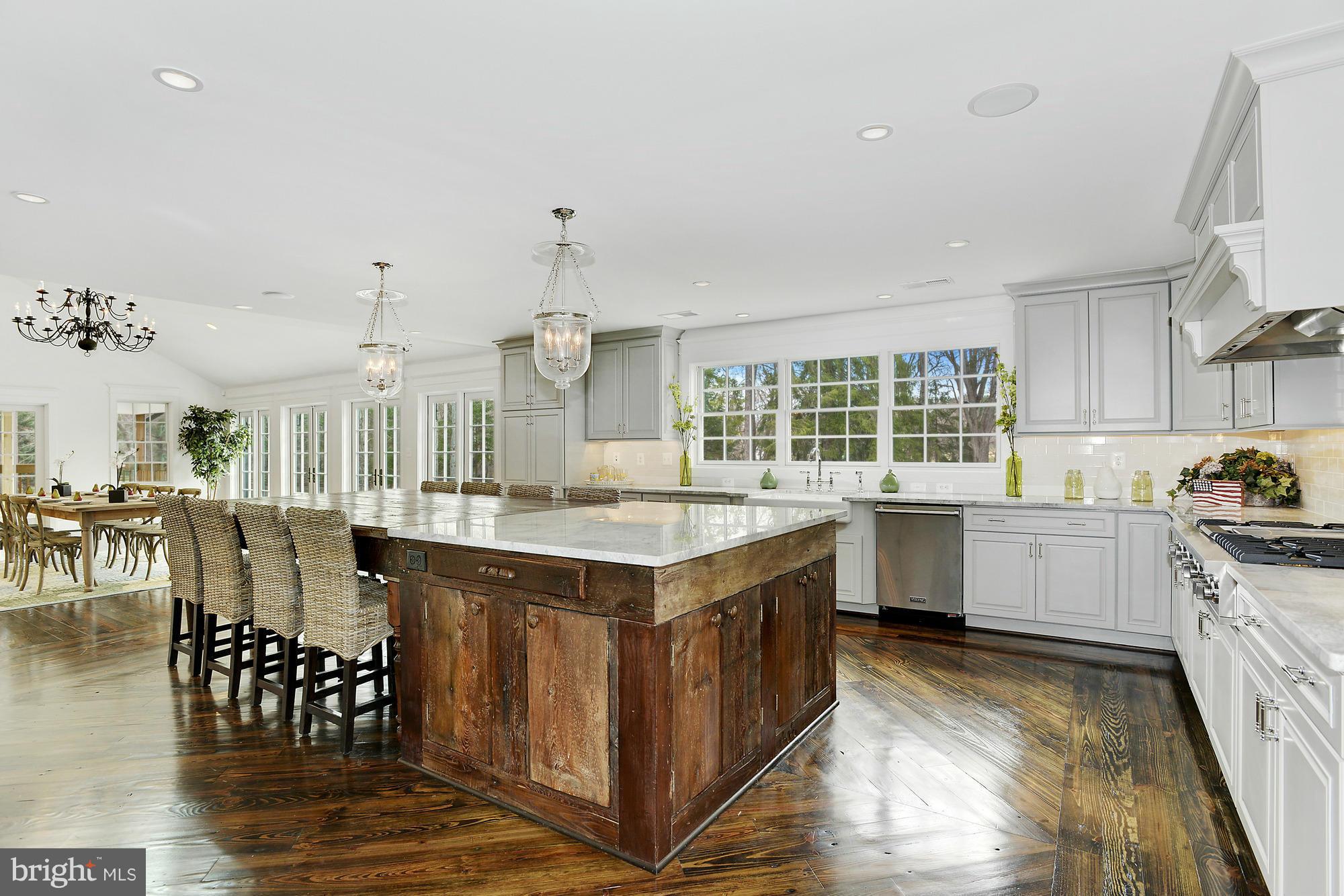 THREE SWALLOWS FARM - Residential