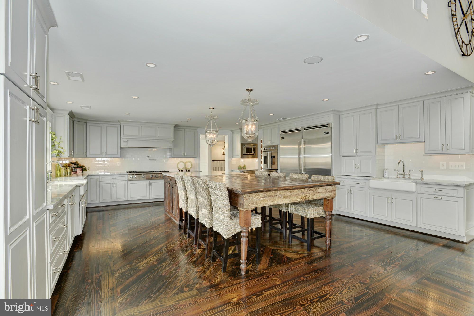 THREE SWALLOWS FARM - Residential