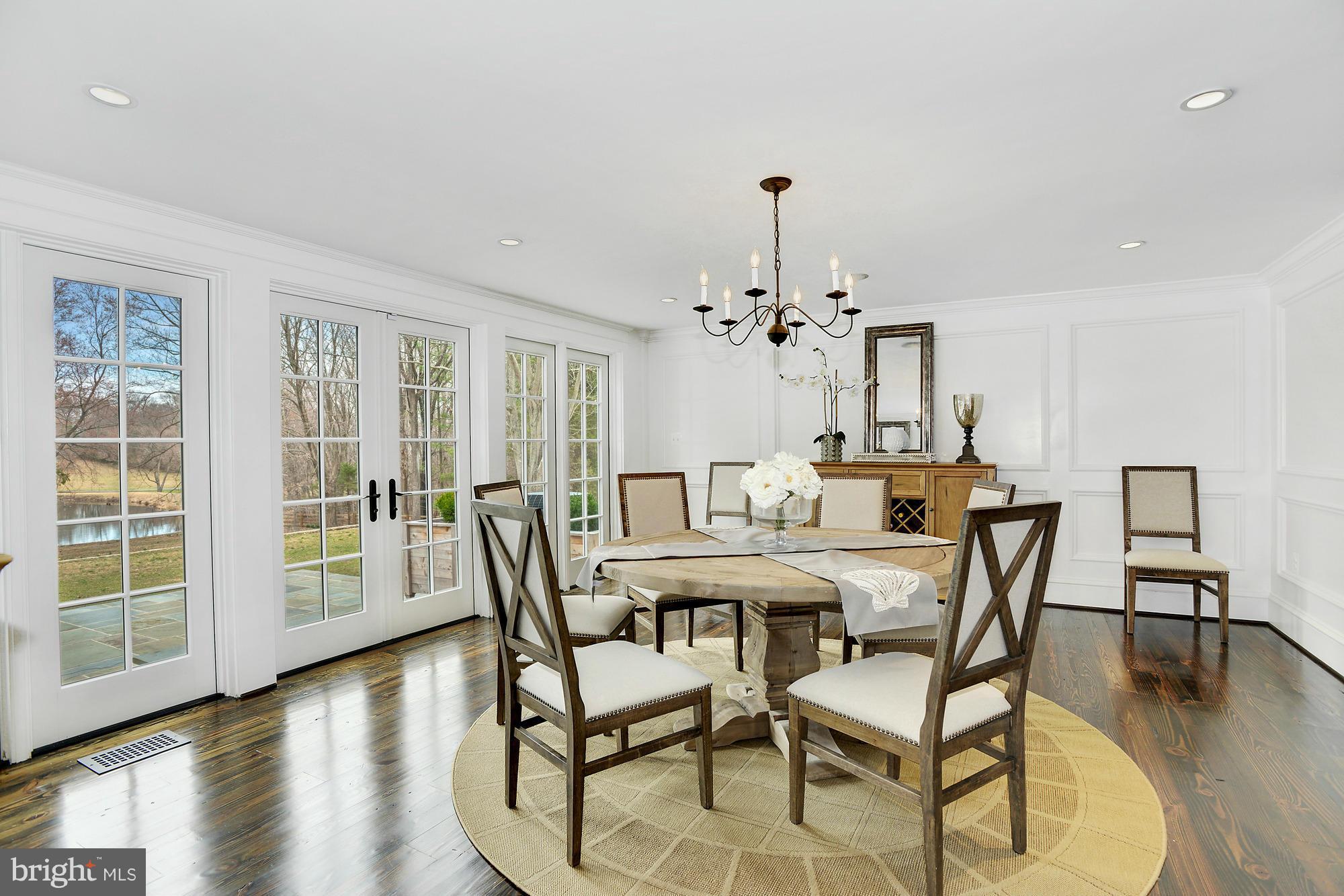 THREE SWALLOWS FARM - Residential