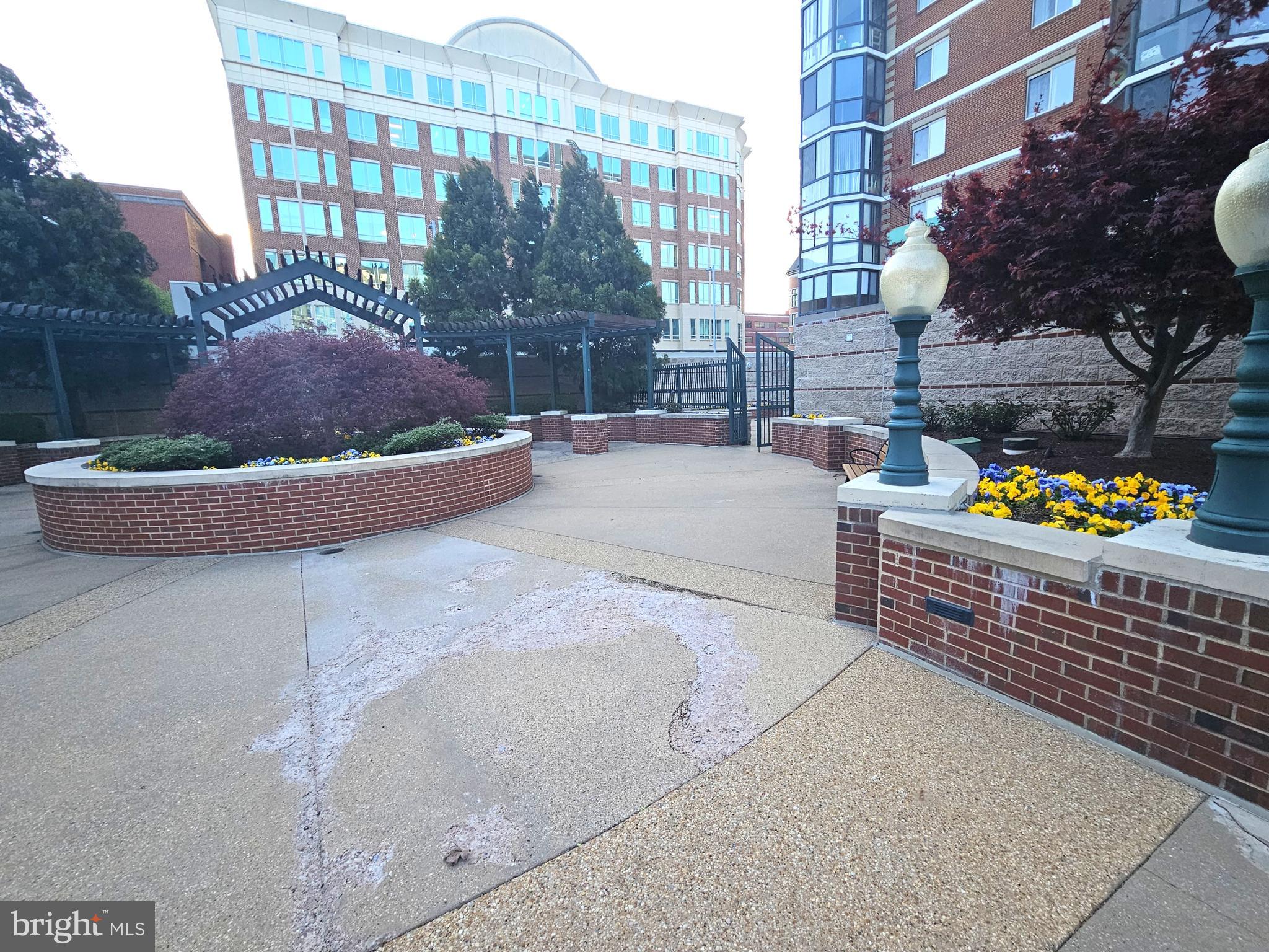 THE VICTORIA CODM - Residential