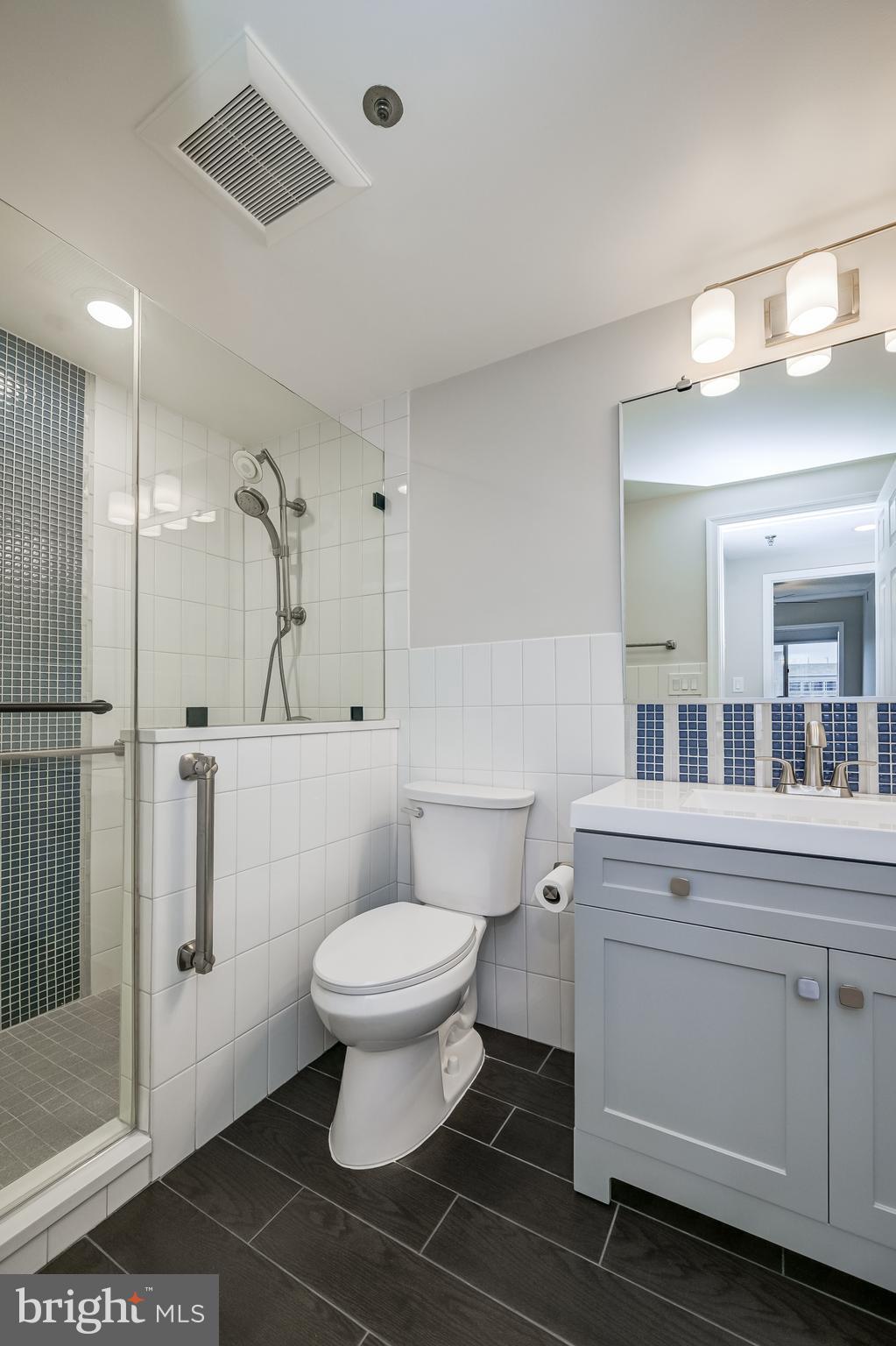 THE VICTORIA CODM - Residential