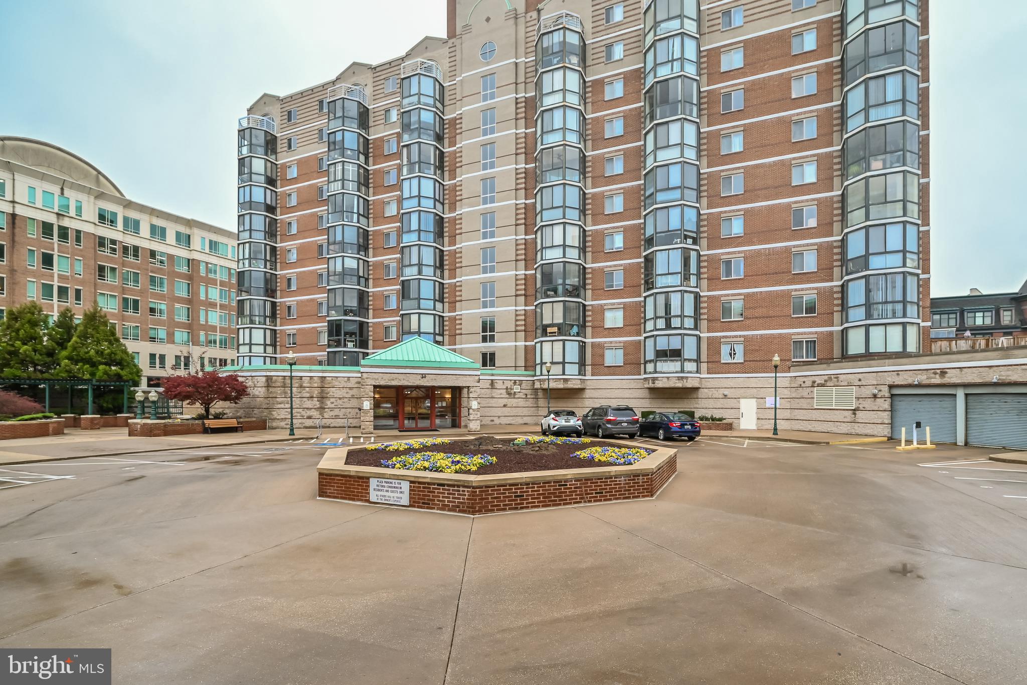 THE VICTORIA CODM - Residential