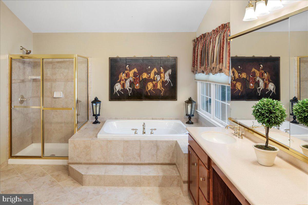 BUCKINGHAM FOREST - Residential