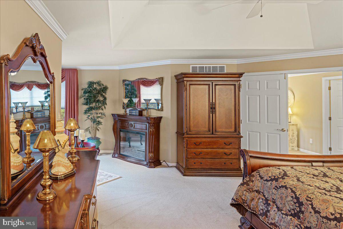 BUCKINGHAM FOREST - Residential