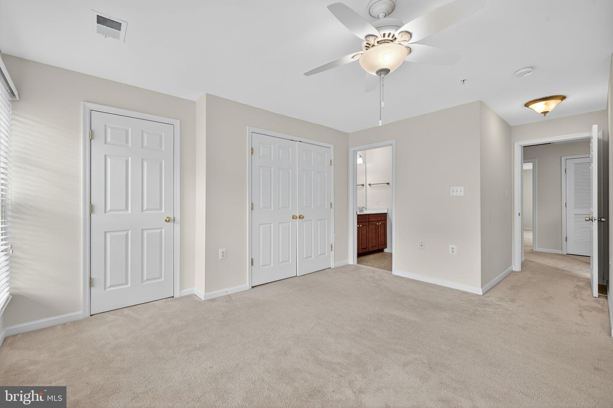 CENTREVILLE CROSSING - Residential