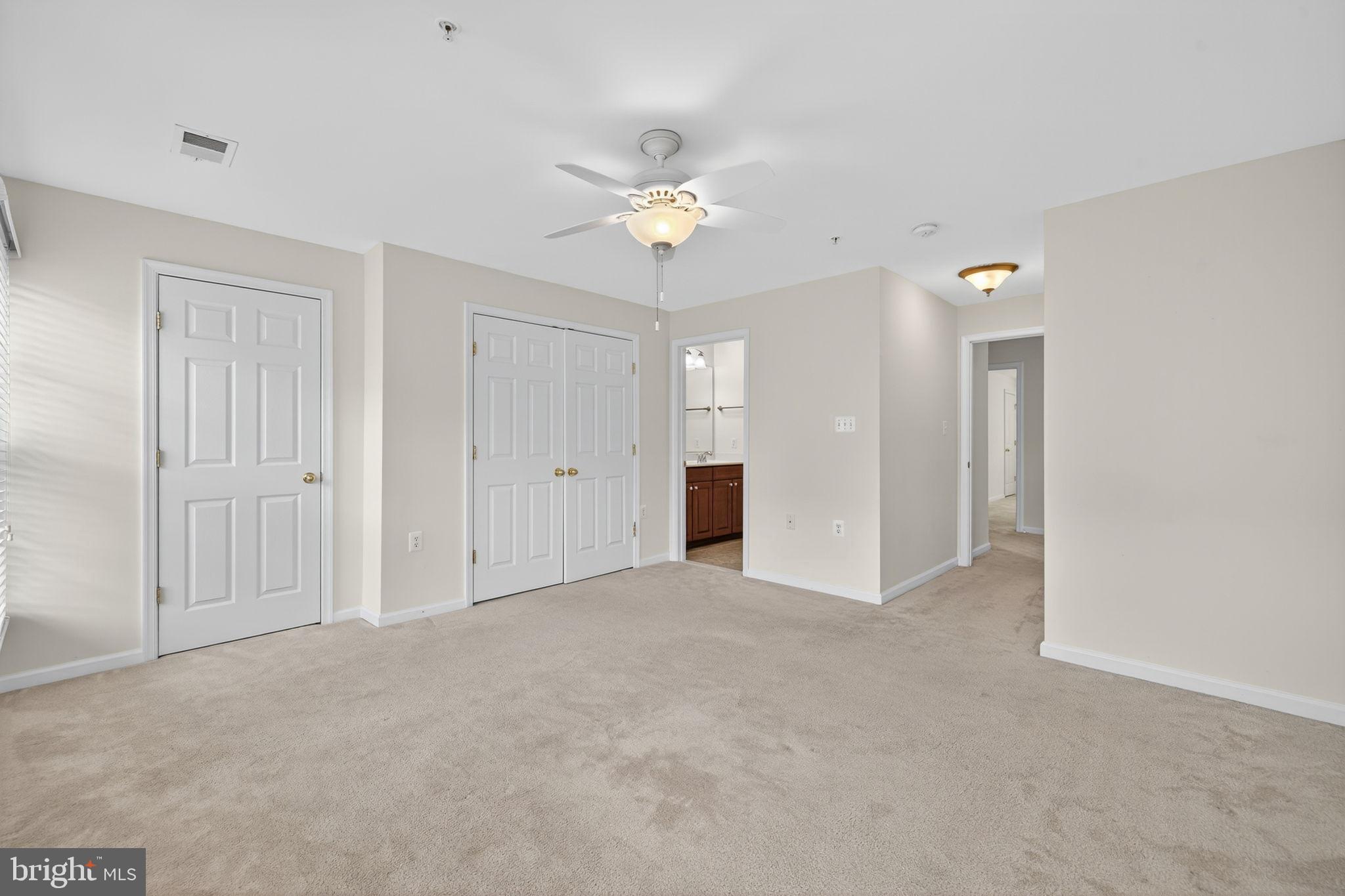 CENTREVILLE CROSSING - Residential