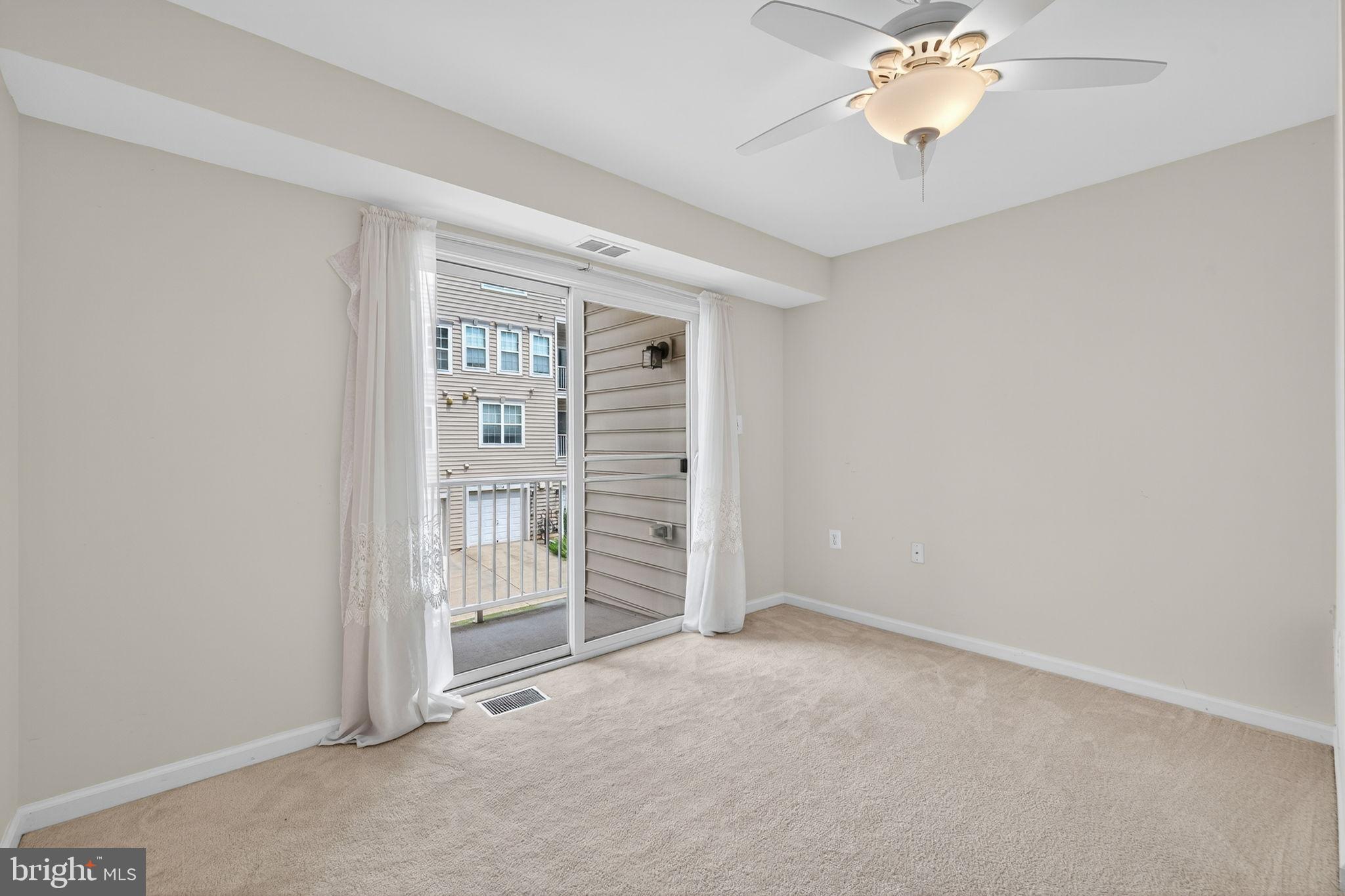 CENTREVILLE CROSSING - Residential