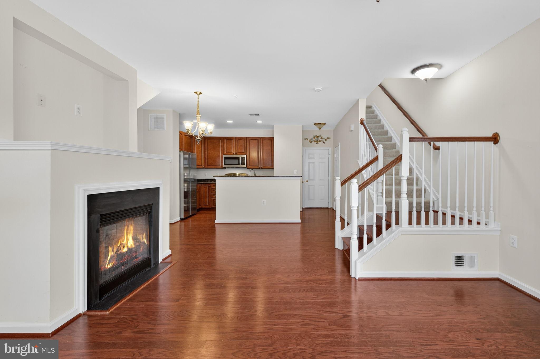 CENTREVILLE CROSSING - Residential